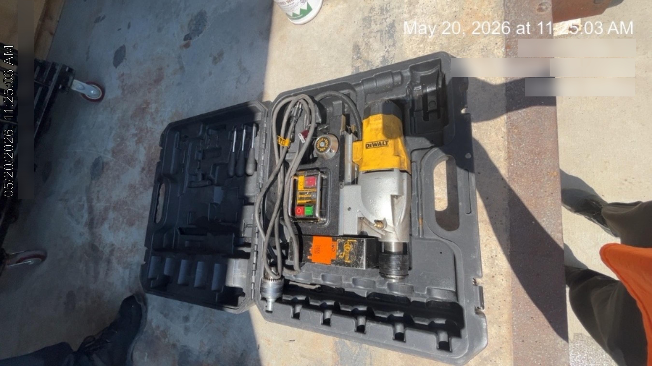 2022 DEWALT DWE1622K