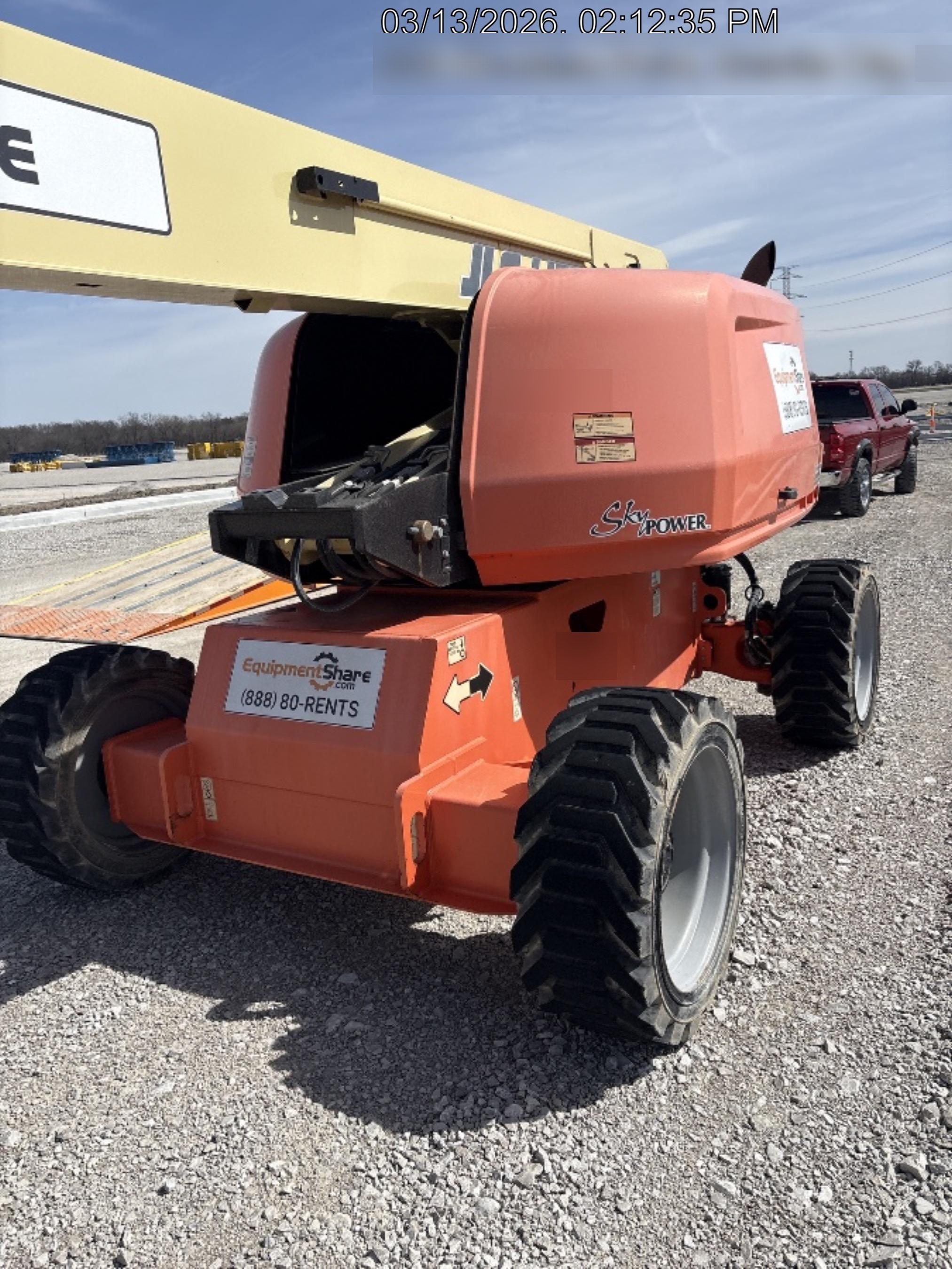 2019 JLG 660SJ
