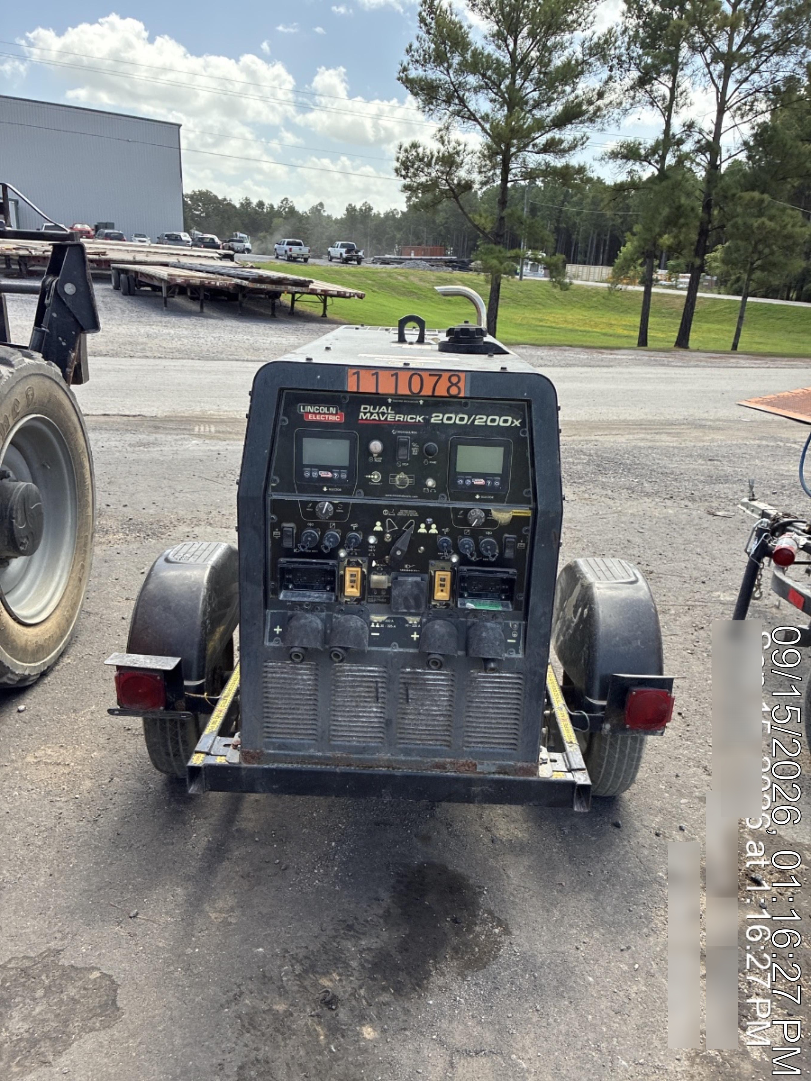 2020 LINCOLN ELECTRIC Dual Maverick 200/200X