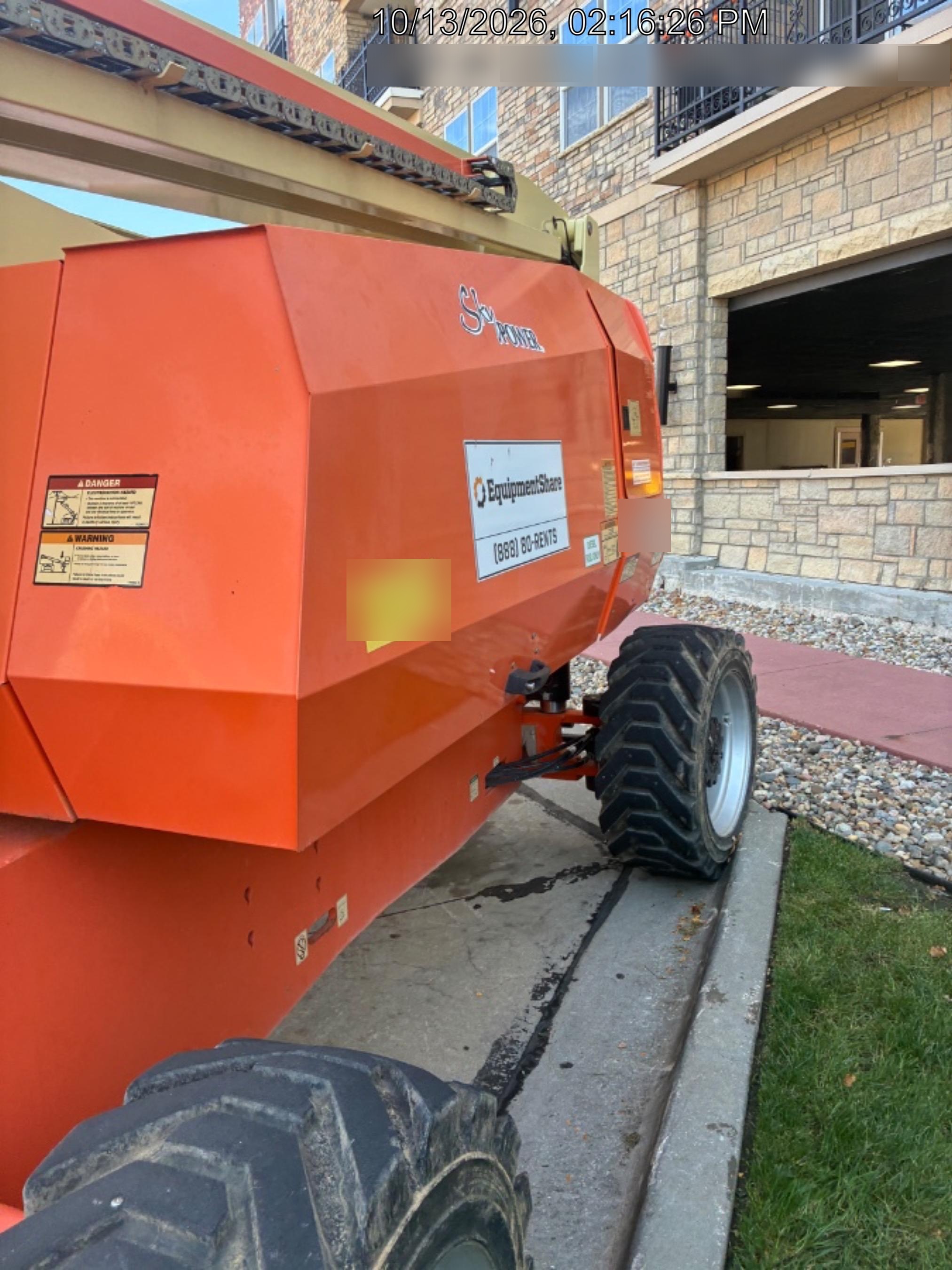 2019 JLG 800AJ