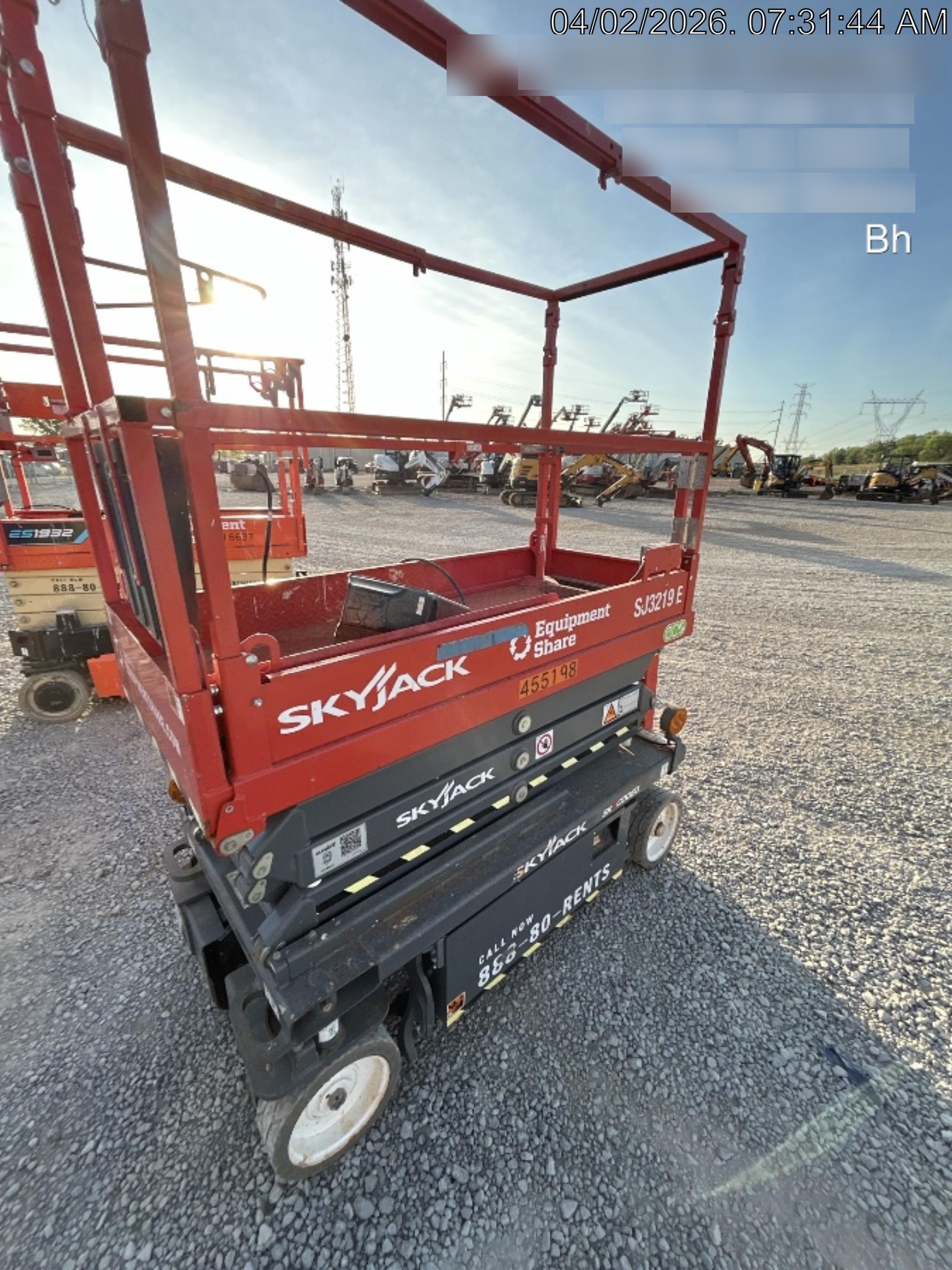 2024 SKYJACK SJ3219E
