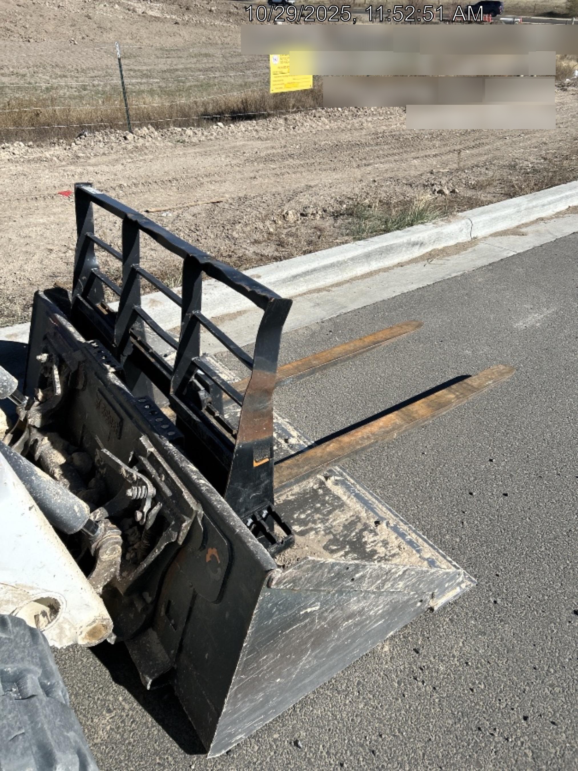 2021 ARROW MATERIAL HANDLING 60" Pallet Forks