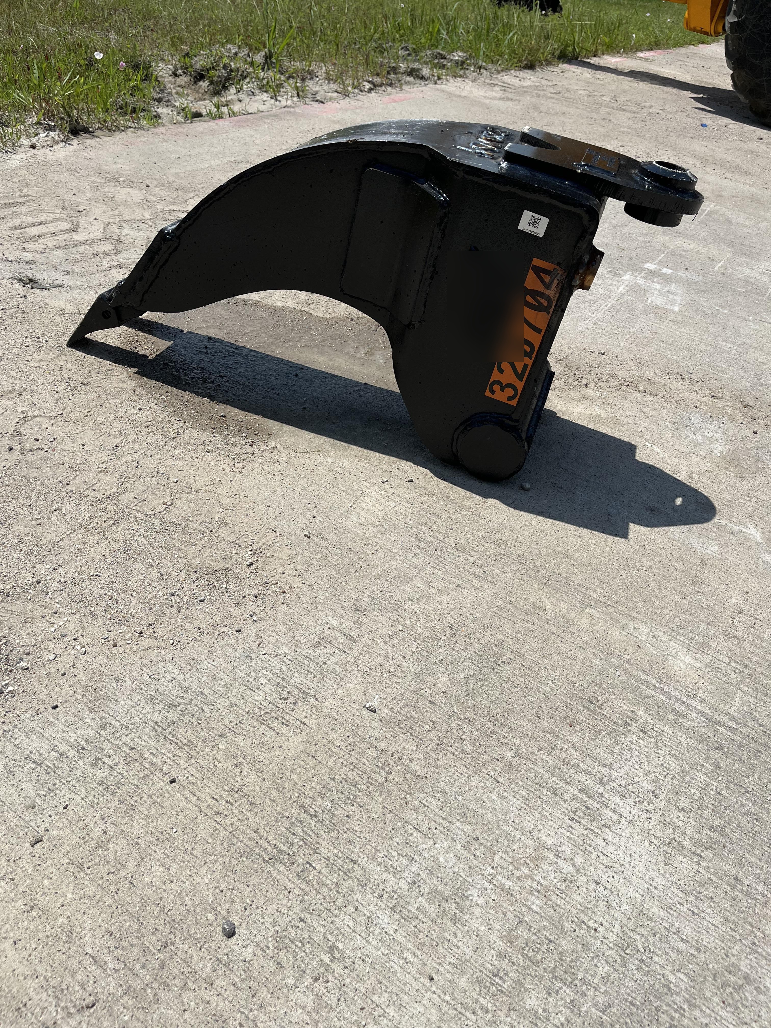 2023 TAG MANUFACTURING 8" Cribbing Bucket -Tag