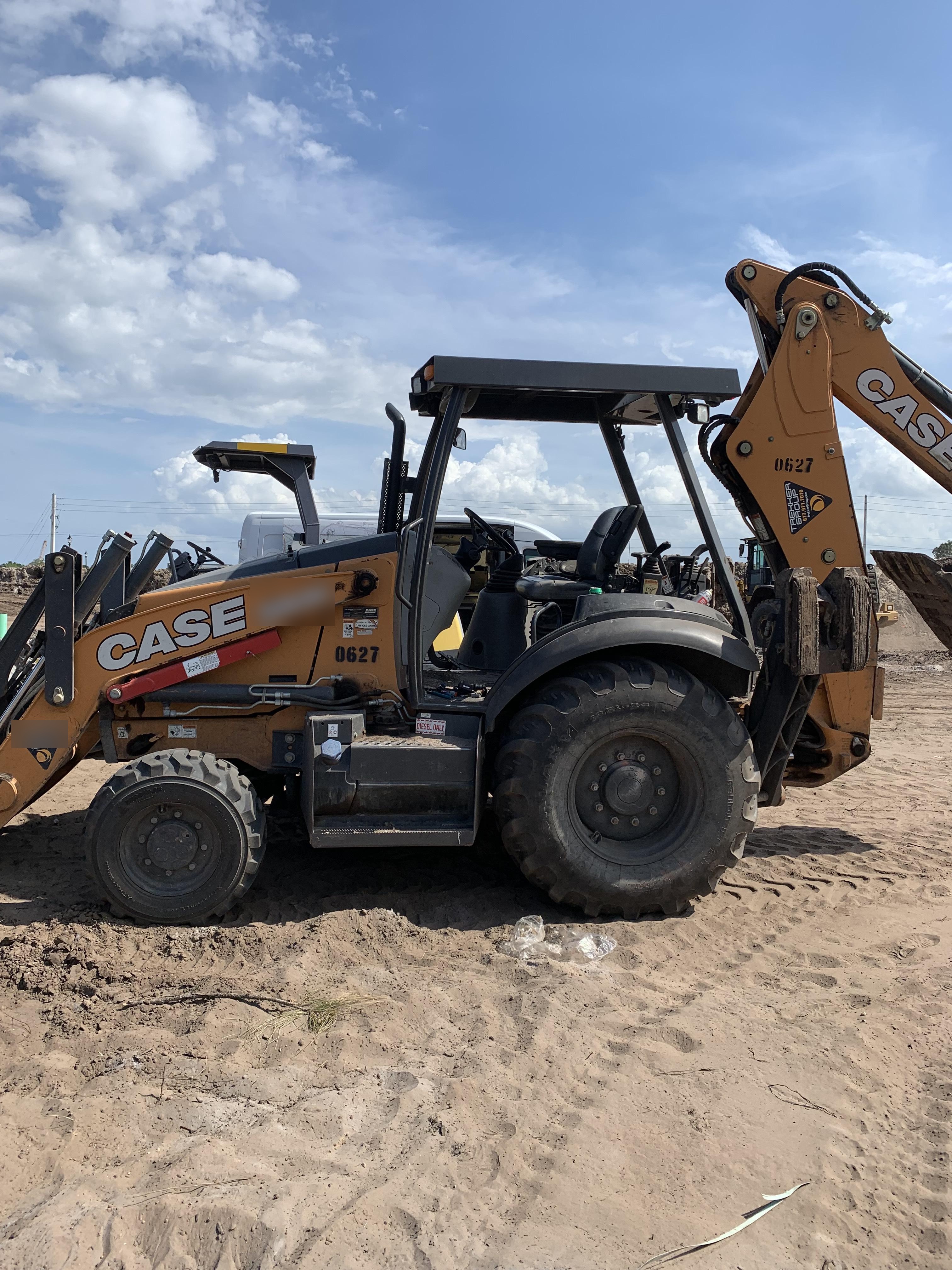 2018 CASE 580N