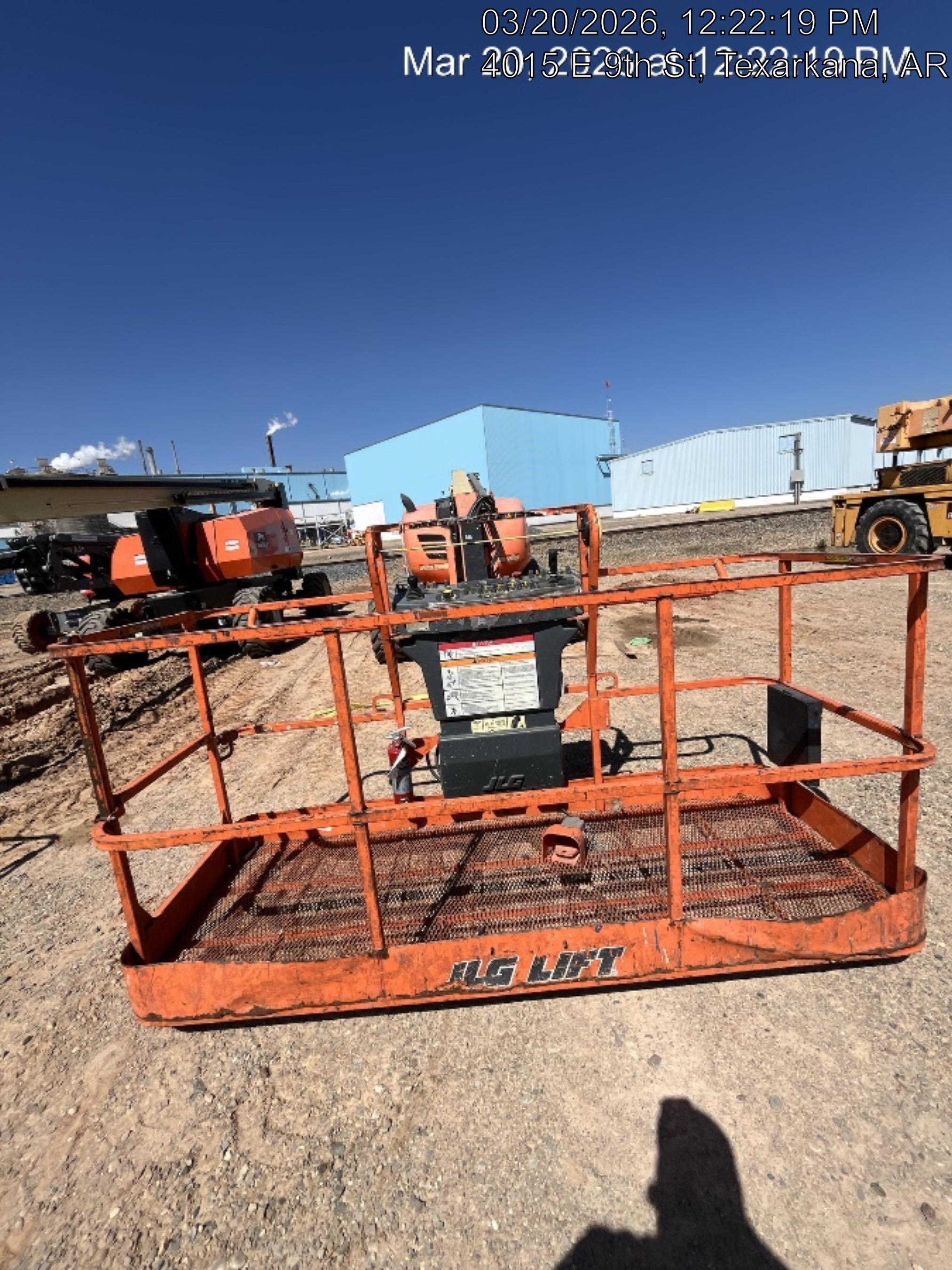 2019 JLG 600AJ