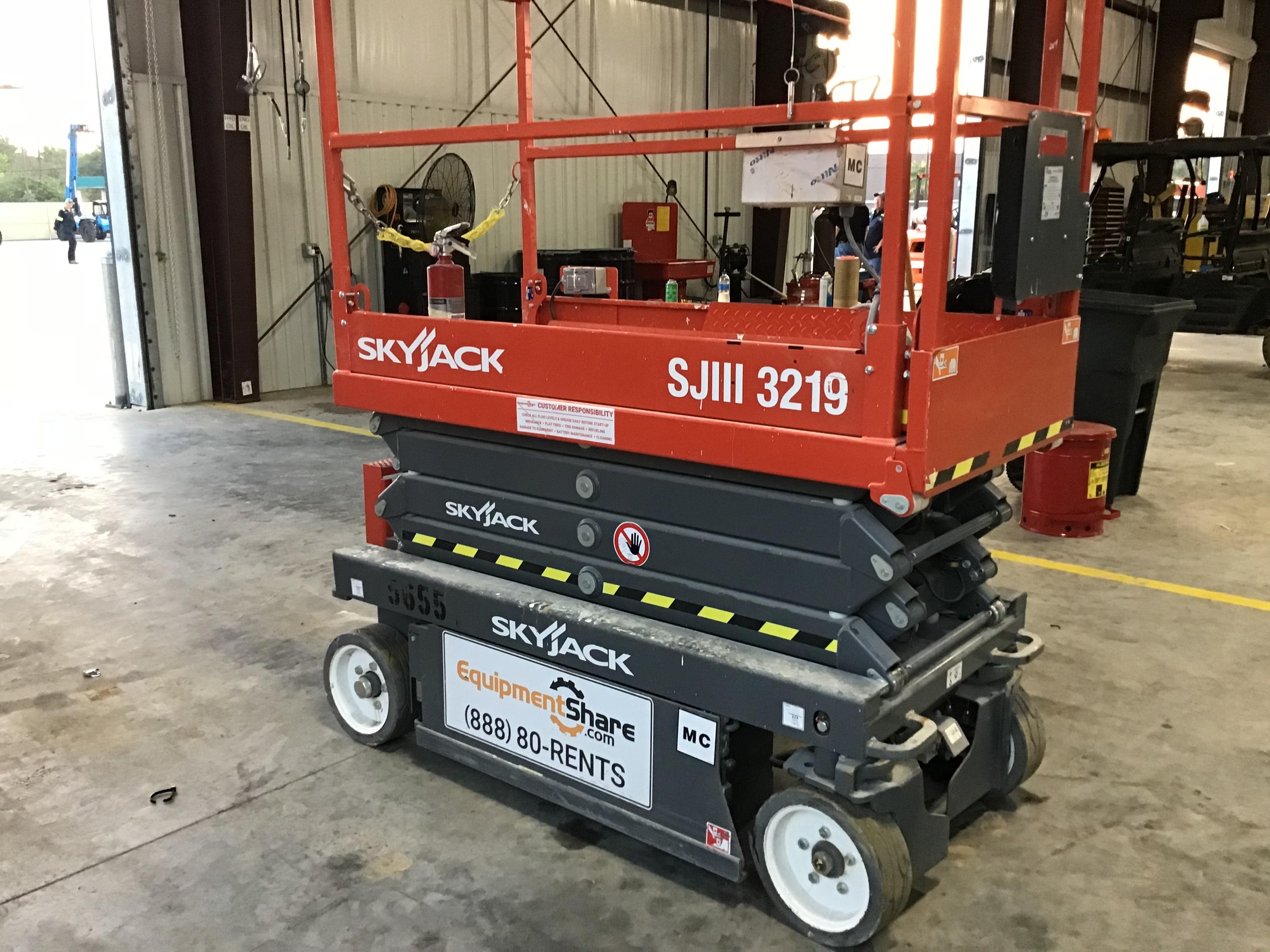 2017 SKYJACK SJIII-3219
