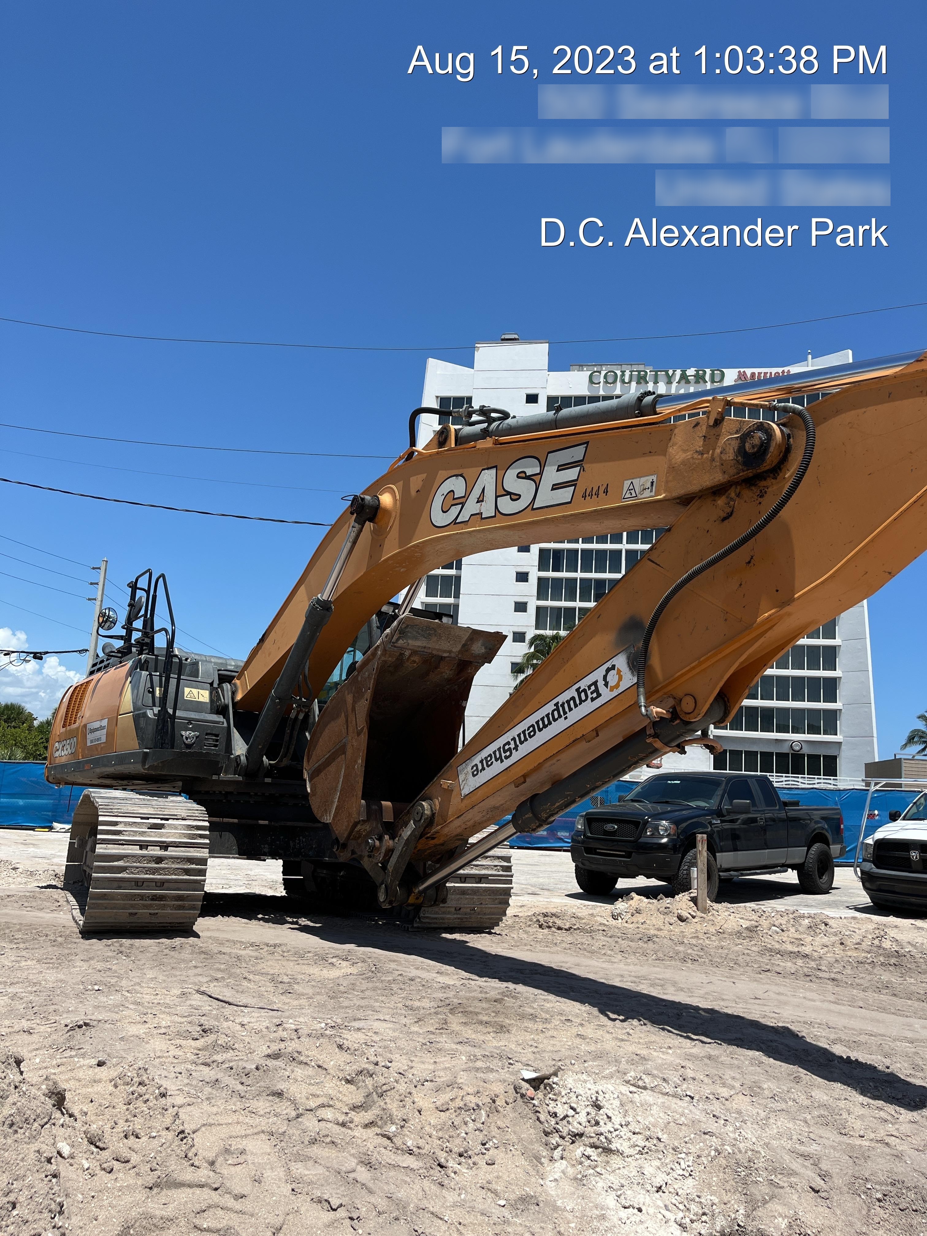 2017 CASE 36" Bucket - Case