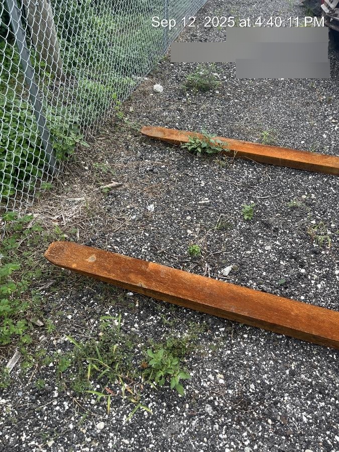 2022 PEMBERTON 72" Utility Forks