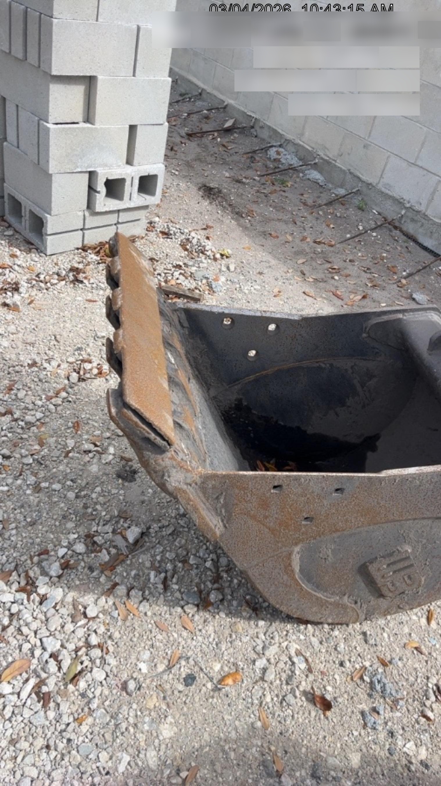 2017 CASE 36" Bucket - Case
