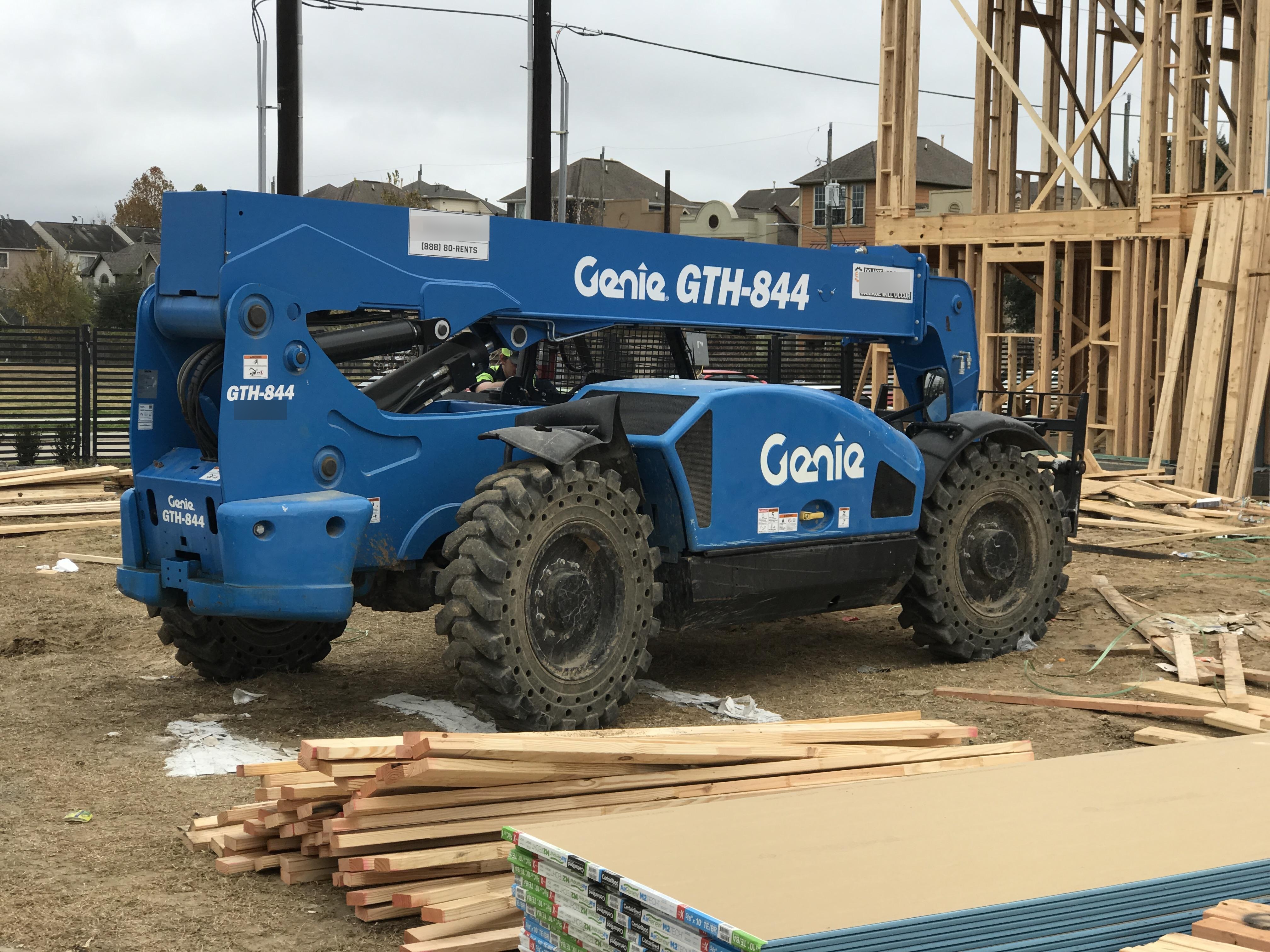 2018 GENIE GTH-844
