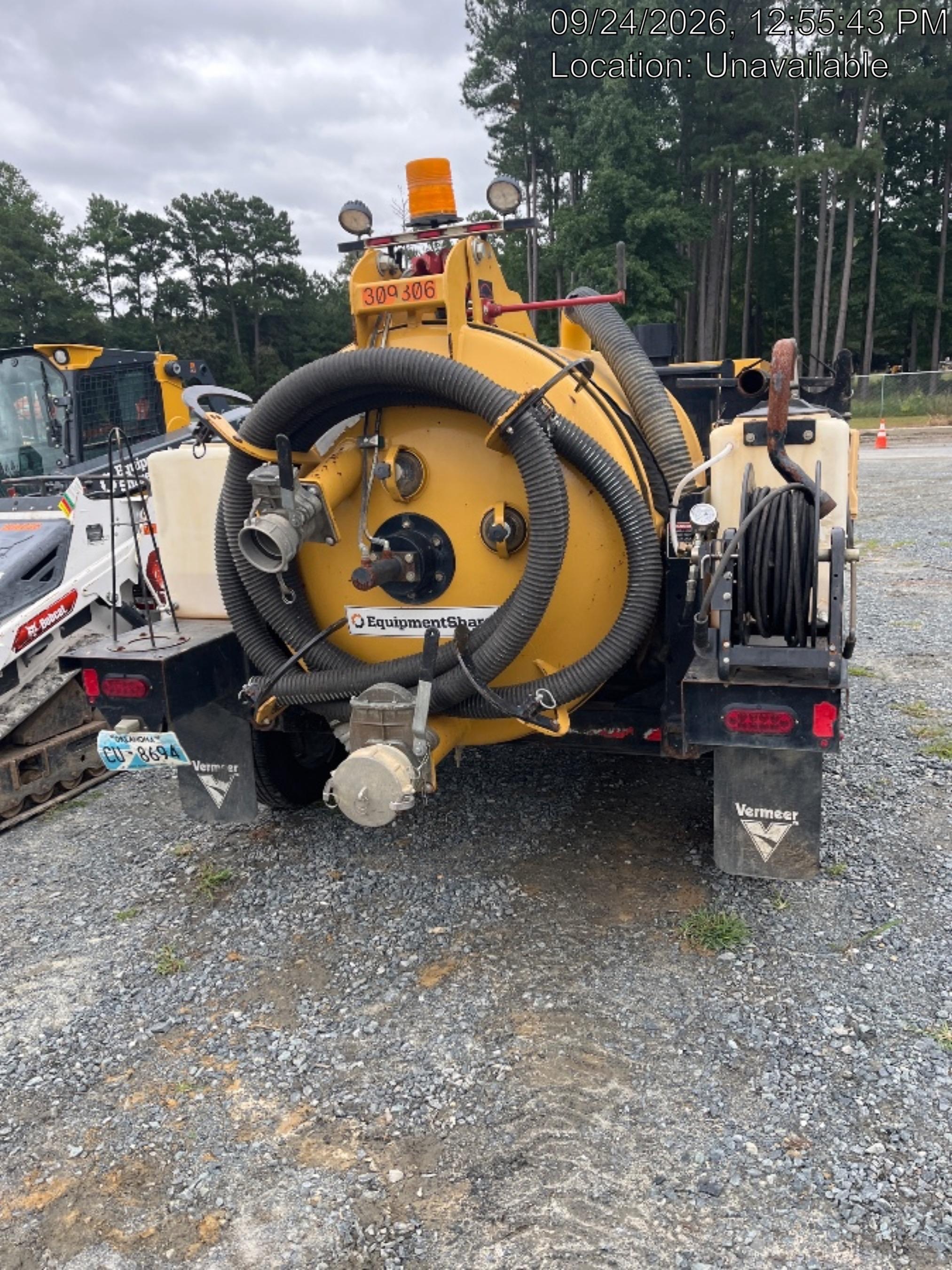 2023 VAC-TRON LP573XDT