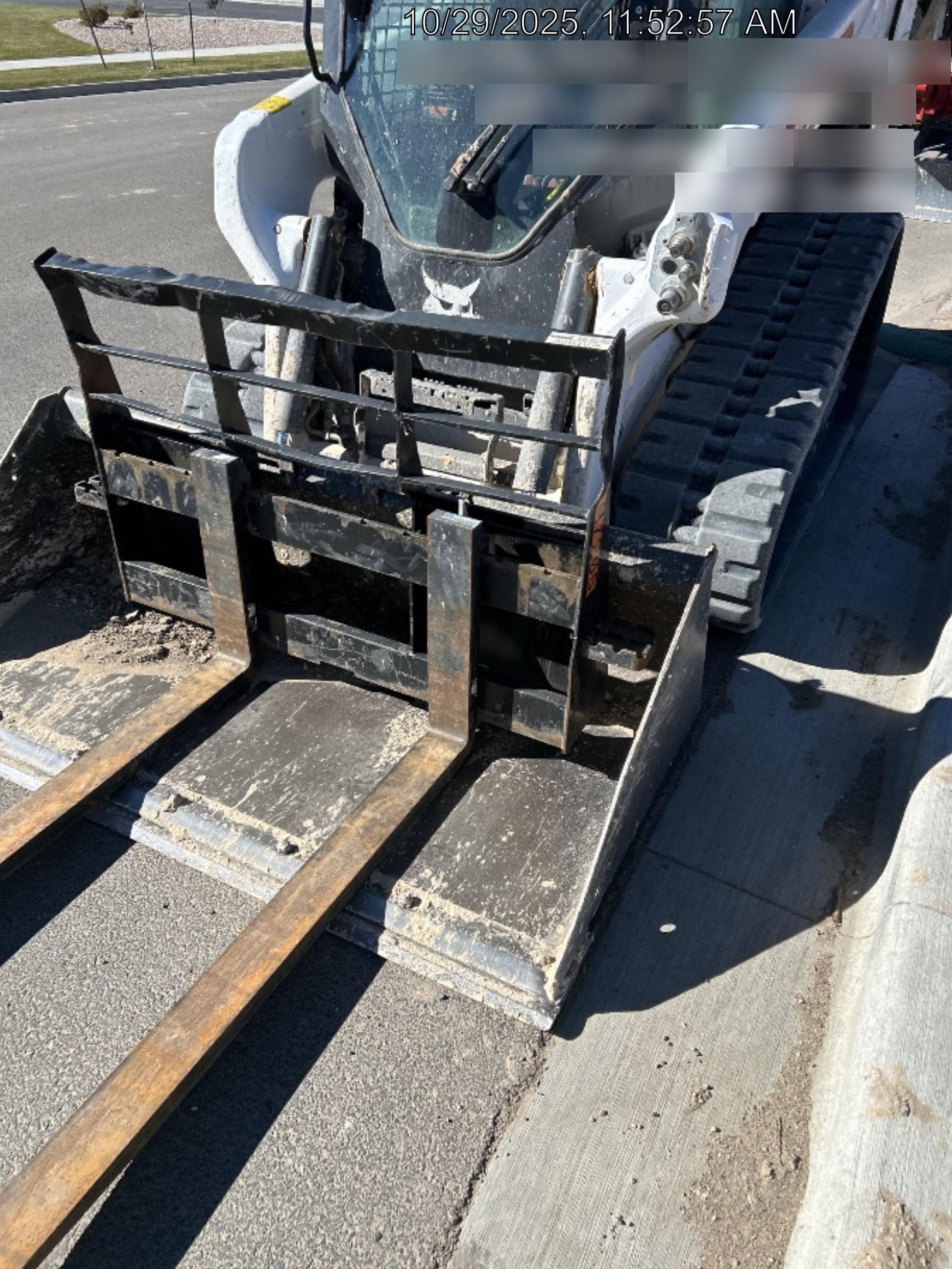 2021 ARROW MATERIAL HANDLING 60" Pallet Forks