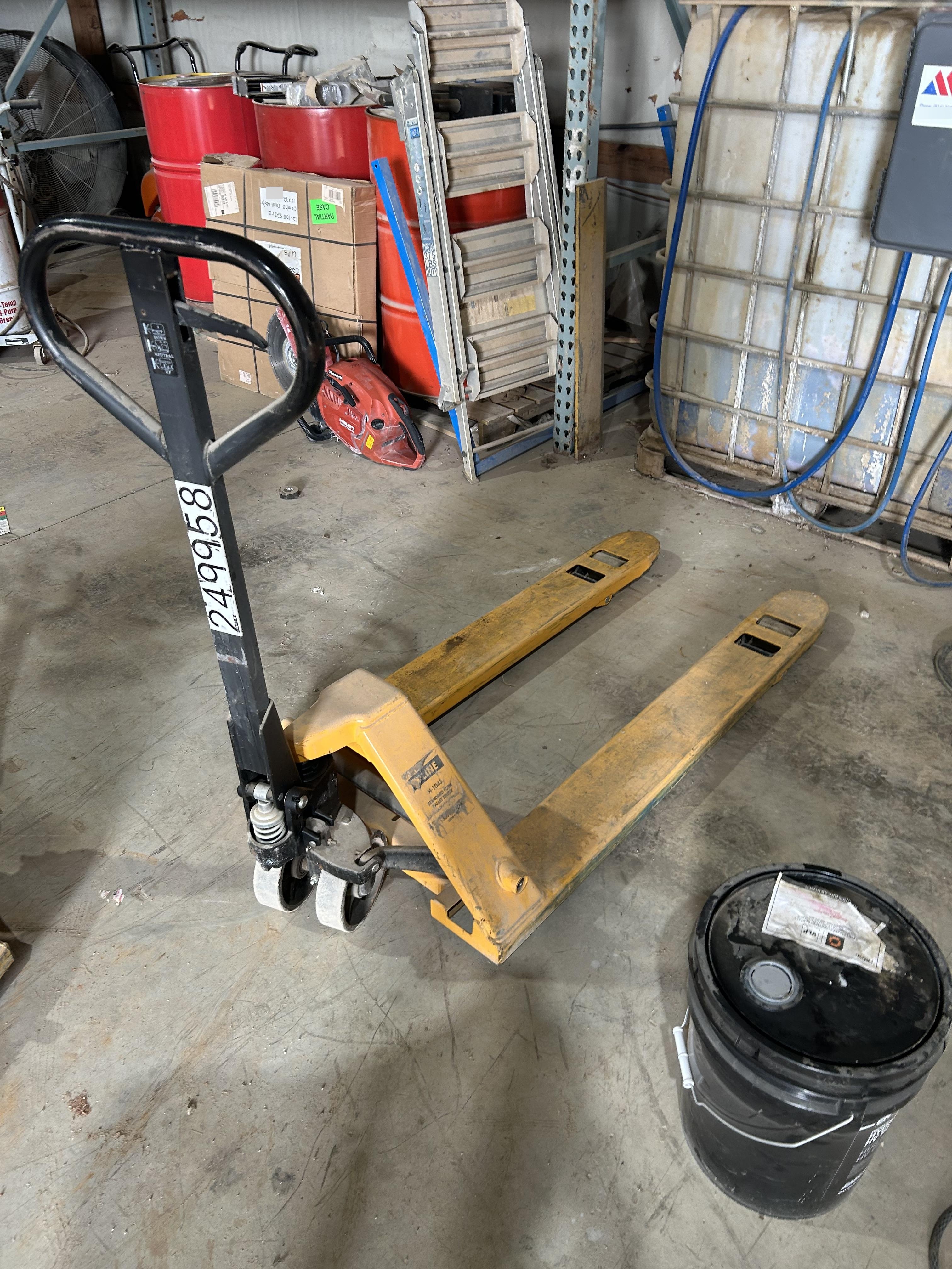 2022 ULINE H-1043