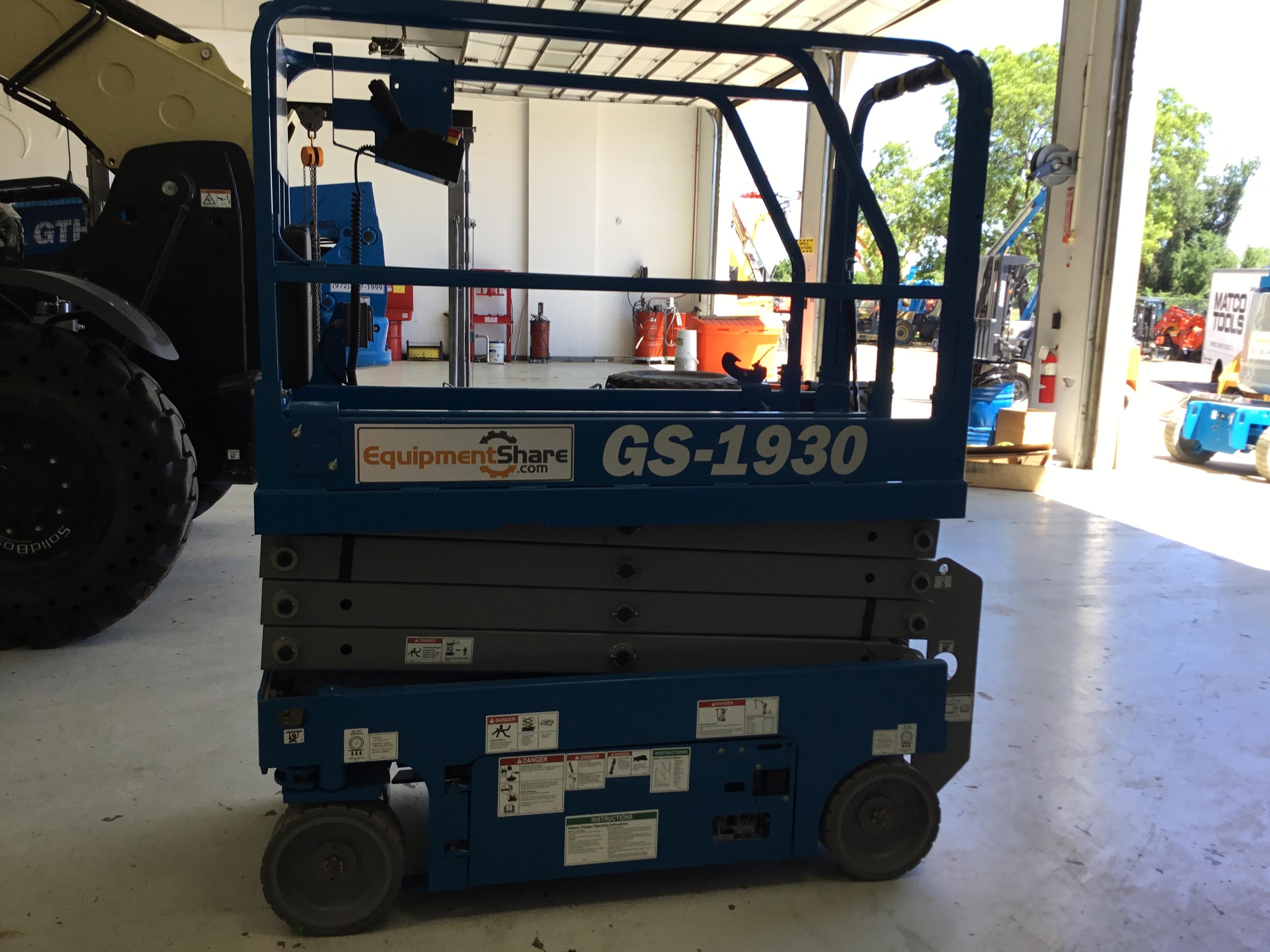 2017 GENIE GS-1930