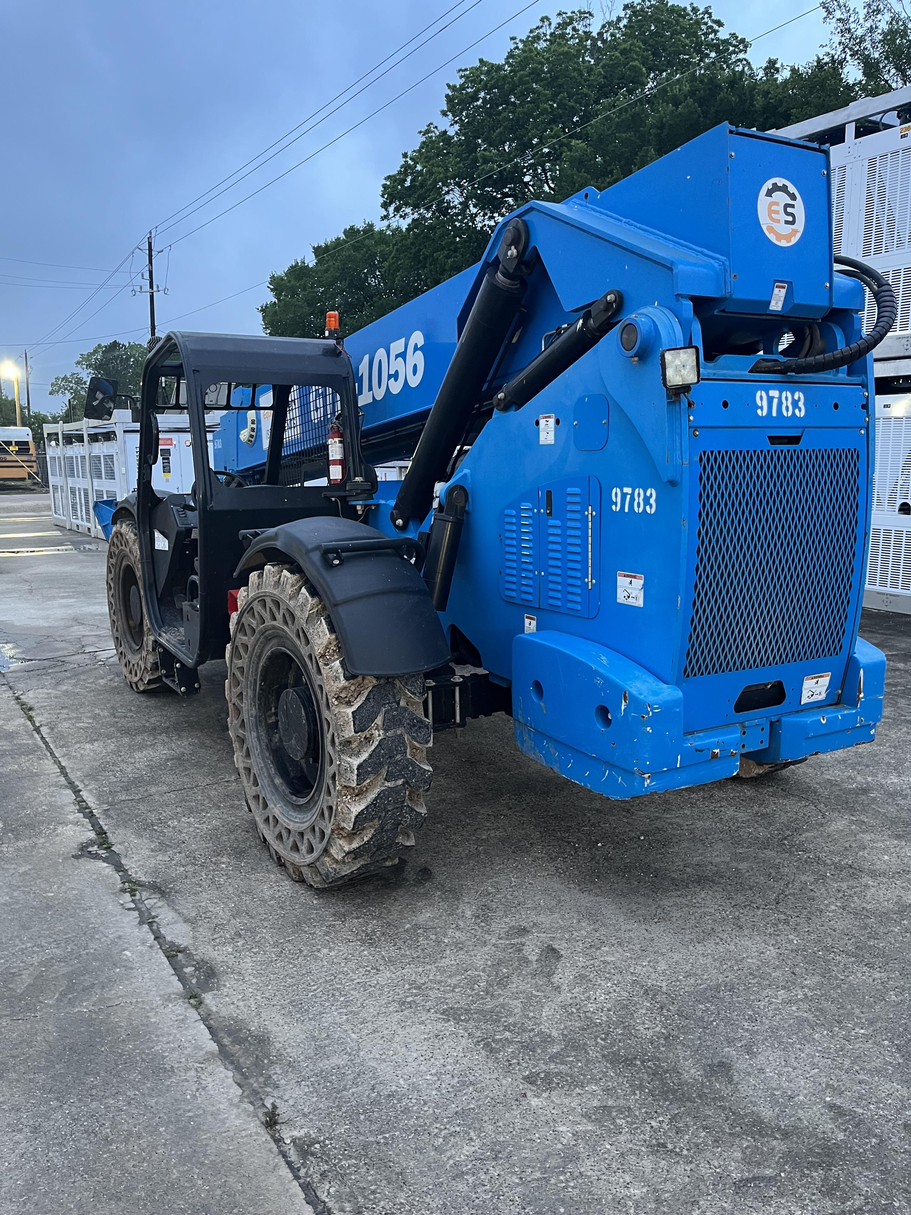 2018 GENIE GTH-1056