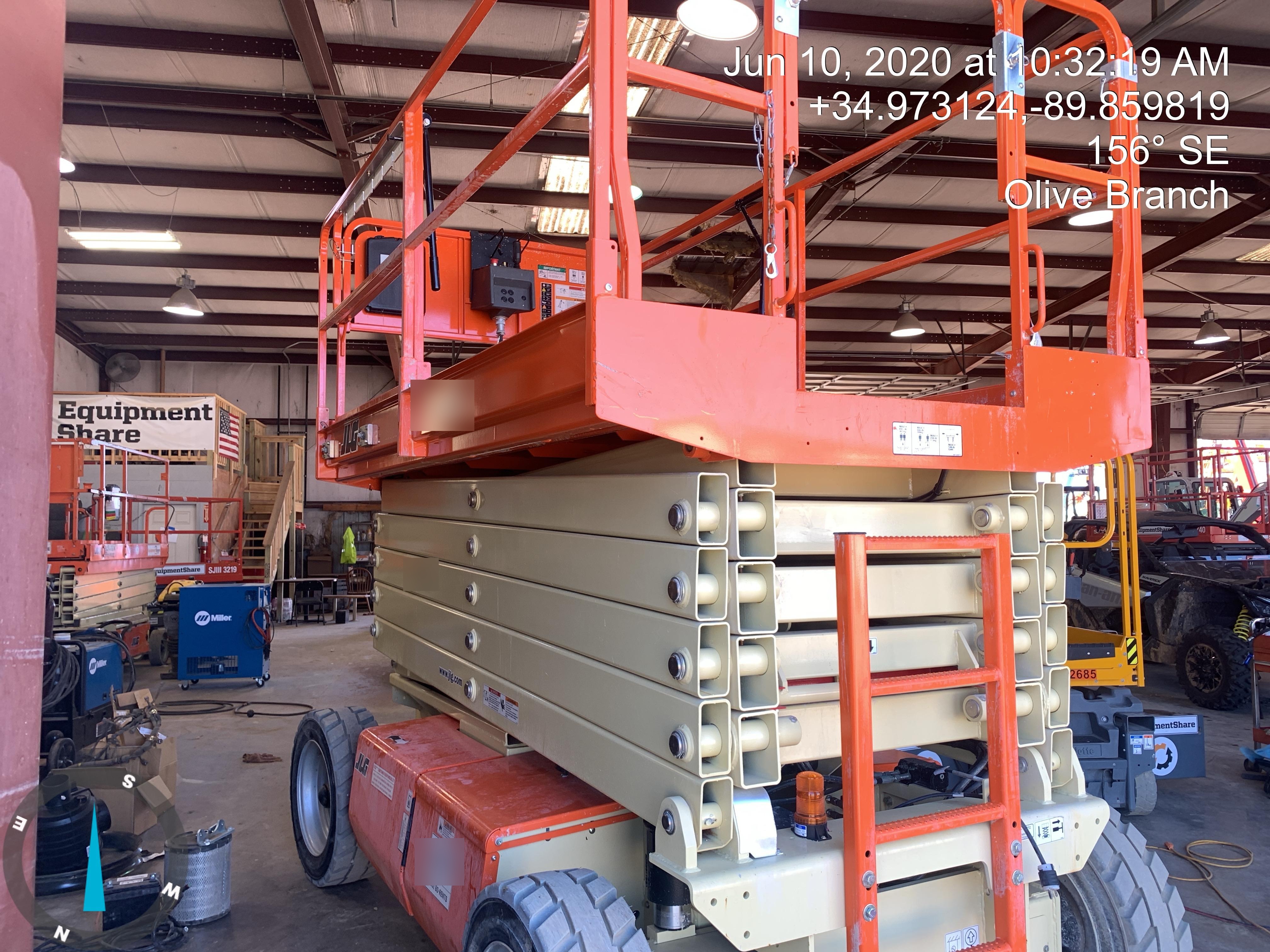 2019 JLG 4069LE