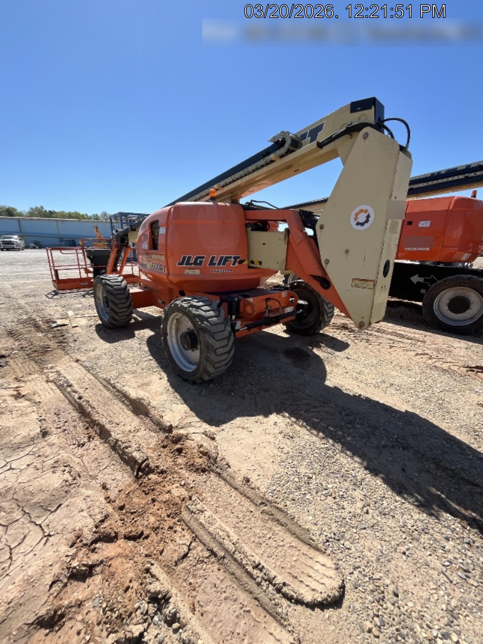 2019 JLG 600AJ