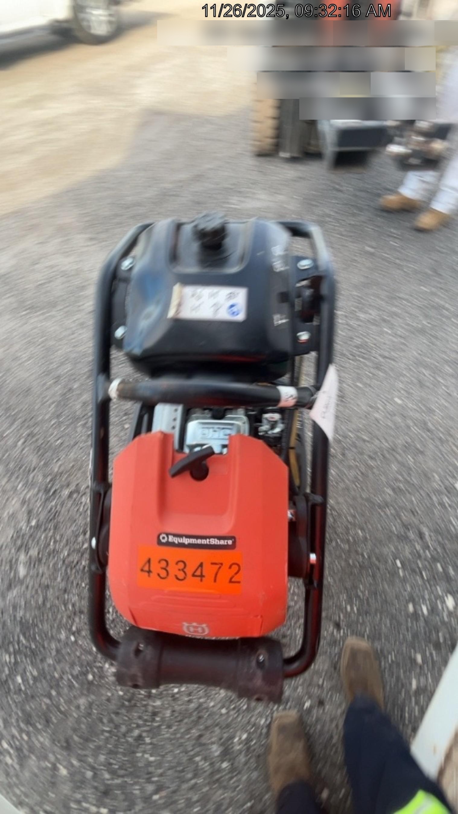 2024 HUSQVARNA LT6005
