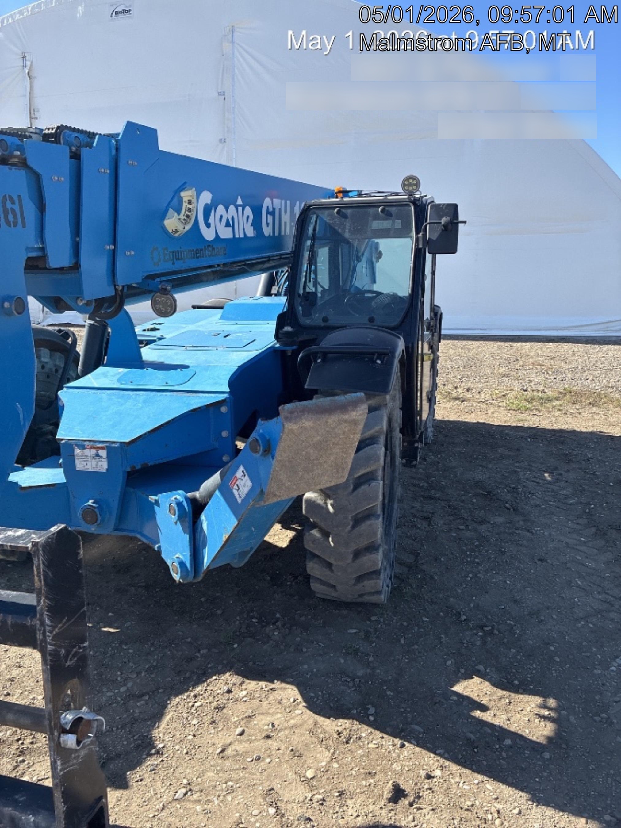 2018 GENIE GTH-1056