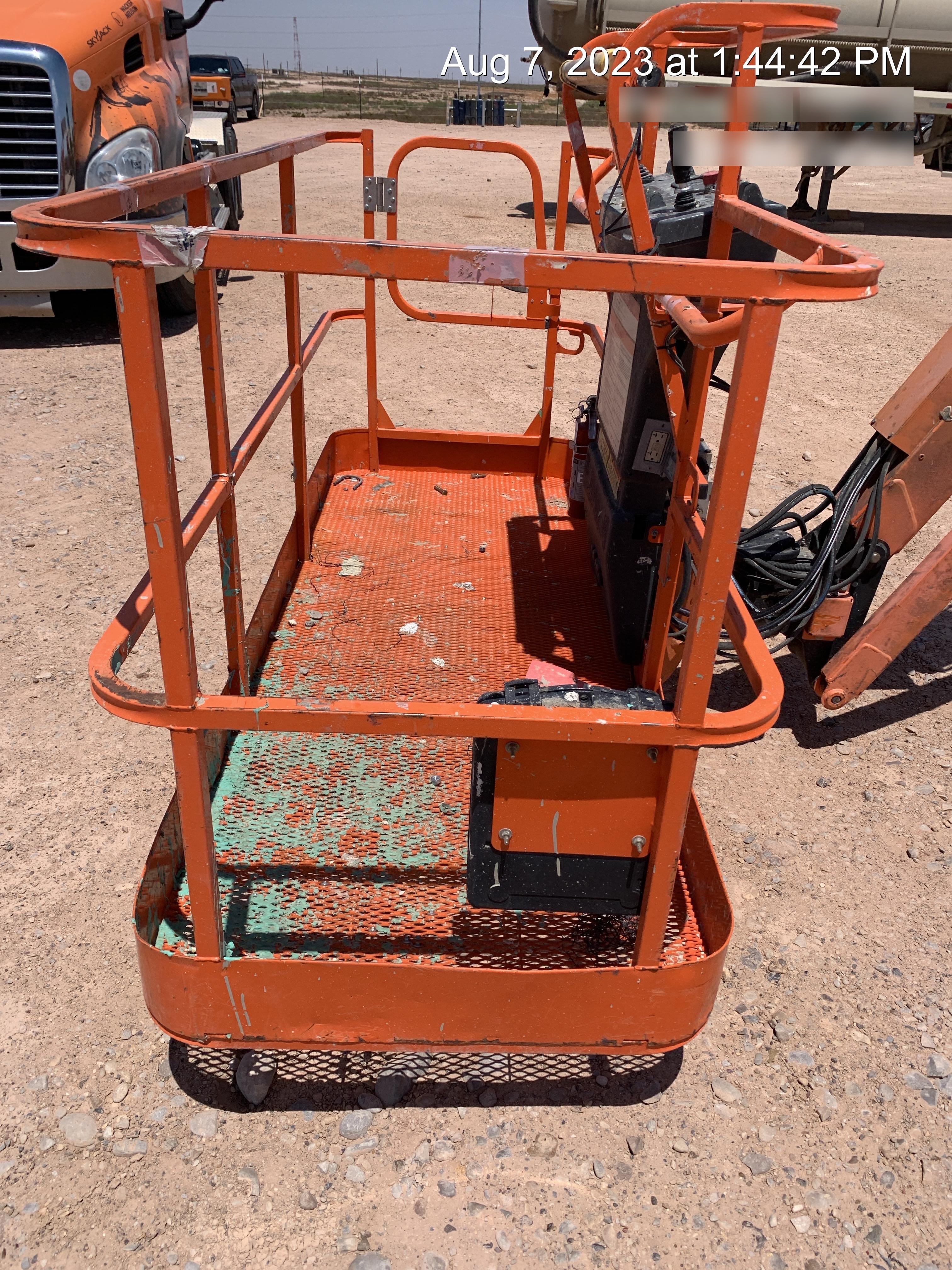 2007 JLG 860SJ