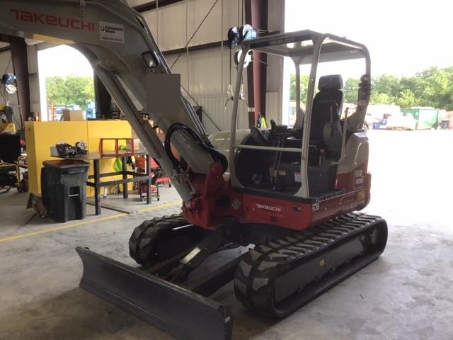 2019 TAKEUCHI TB260