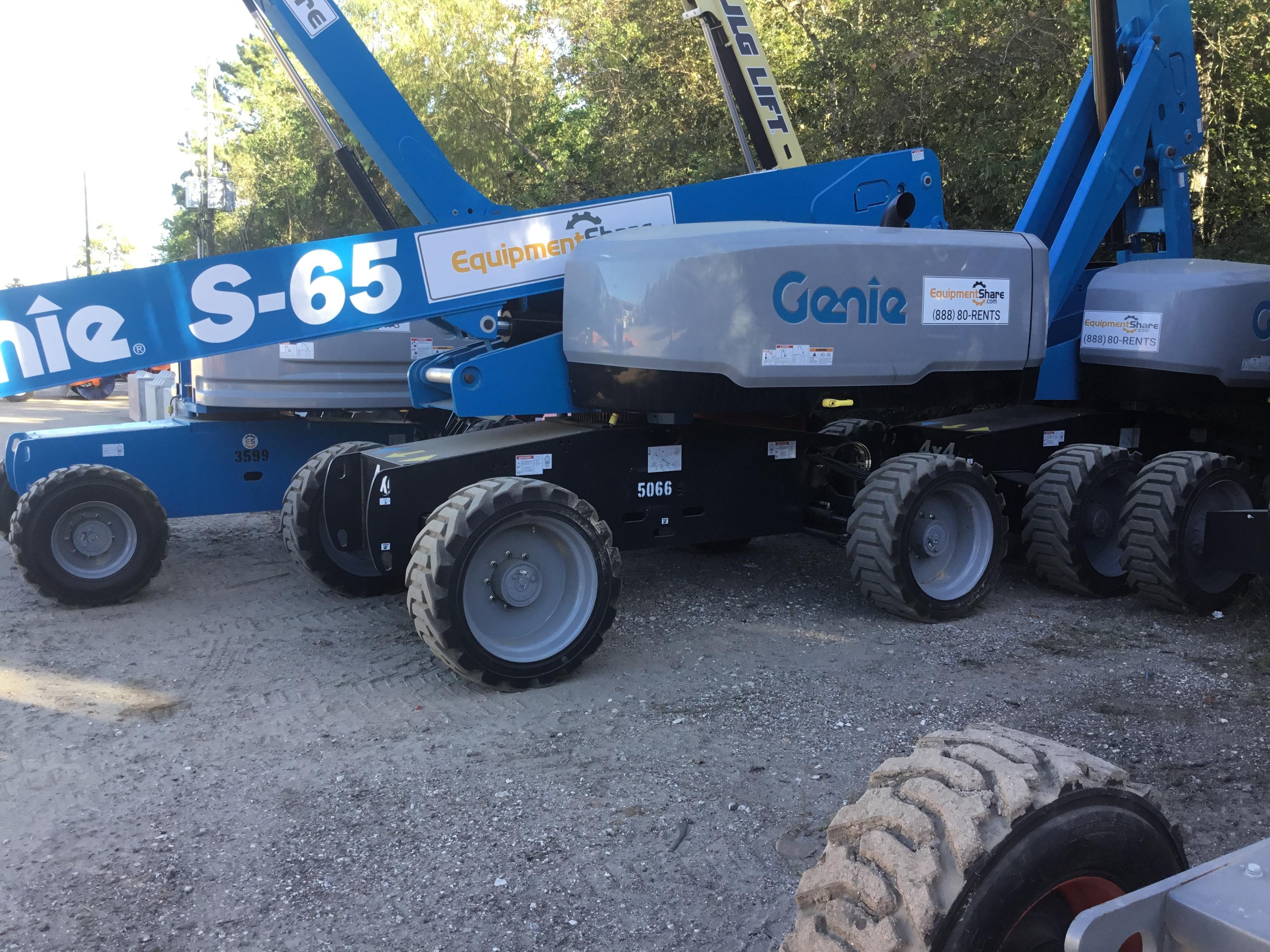 2017 GENIE S-65