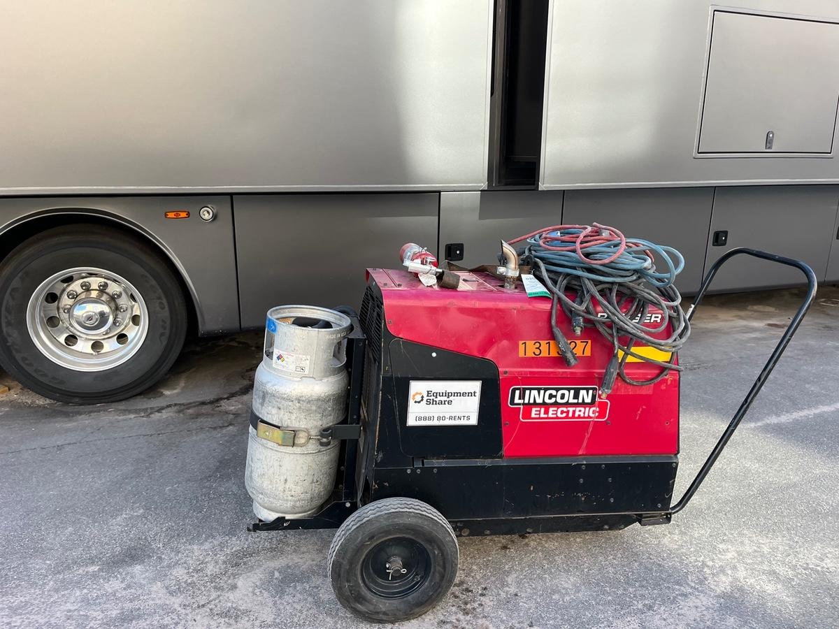 2021 LINCOLN ELECTRIC Ranger 305 LPG