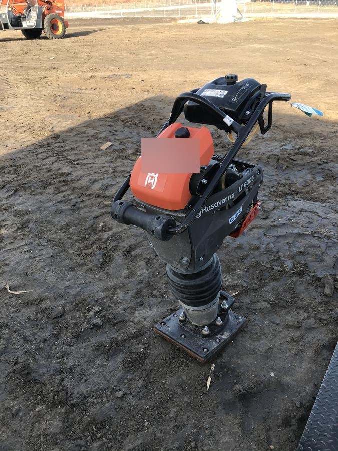 2021 HUSQVARNA LT5005