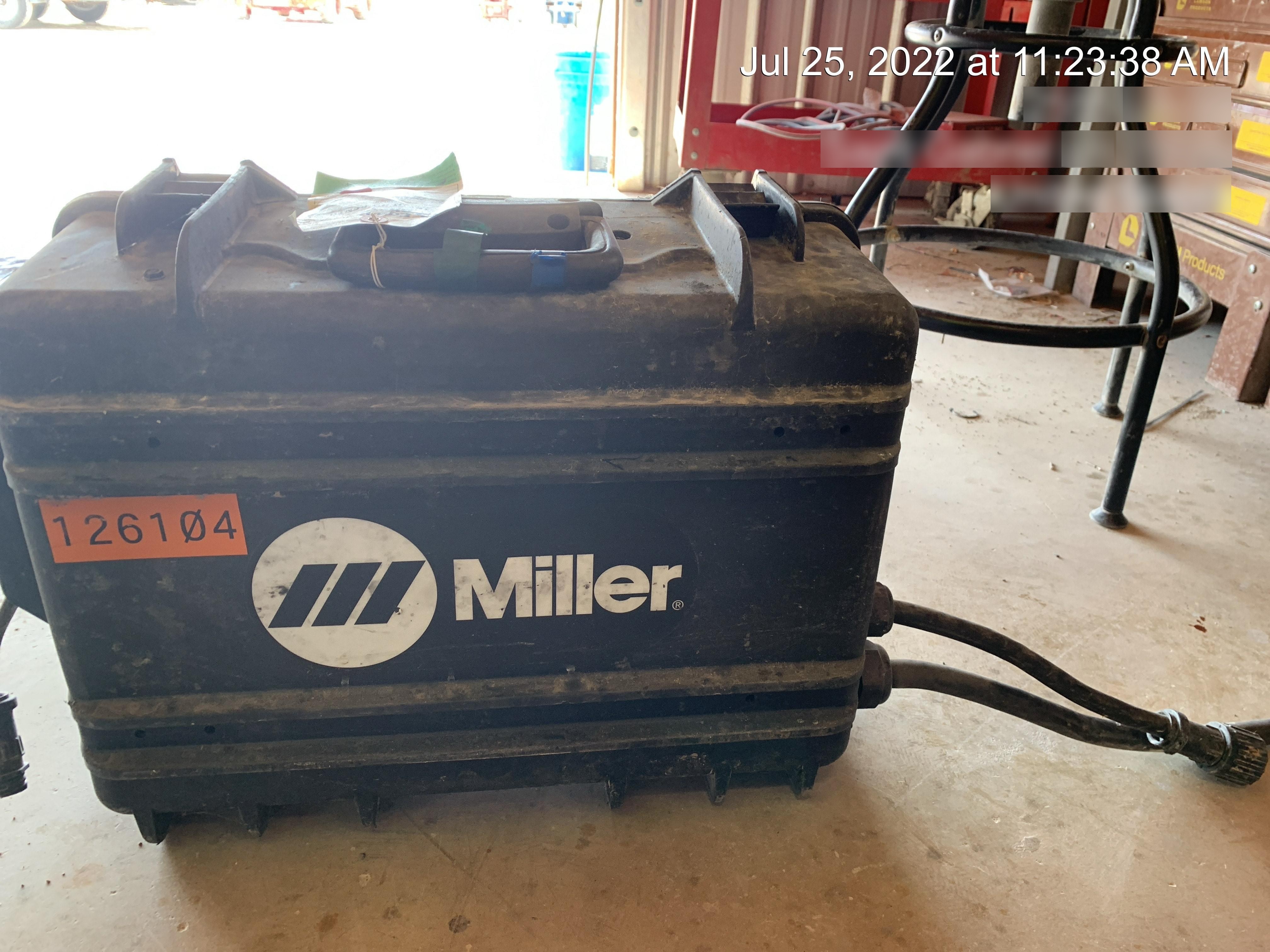 2021 MILLER ELECTRIC SUITCASE 12RC