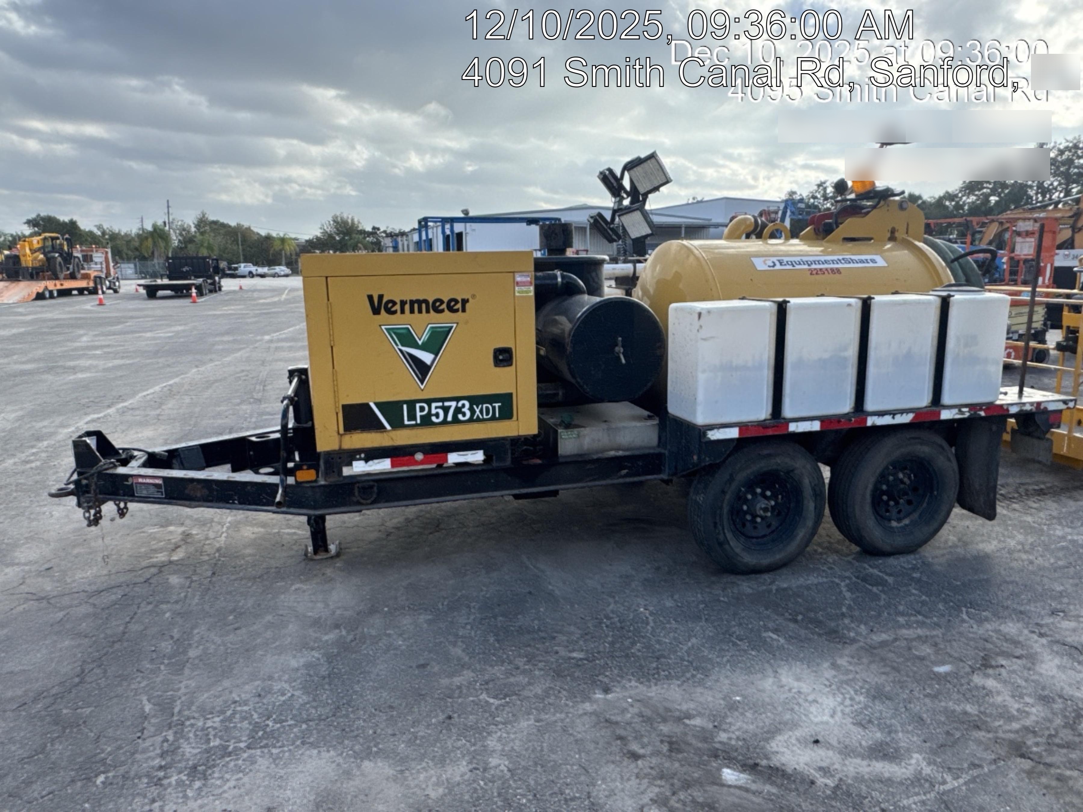 2022 VAC-TRON LP573XDT