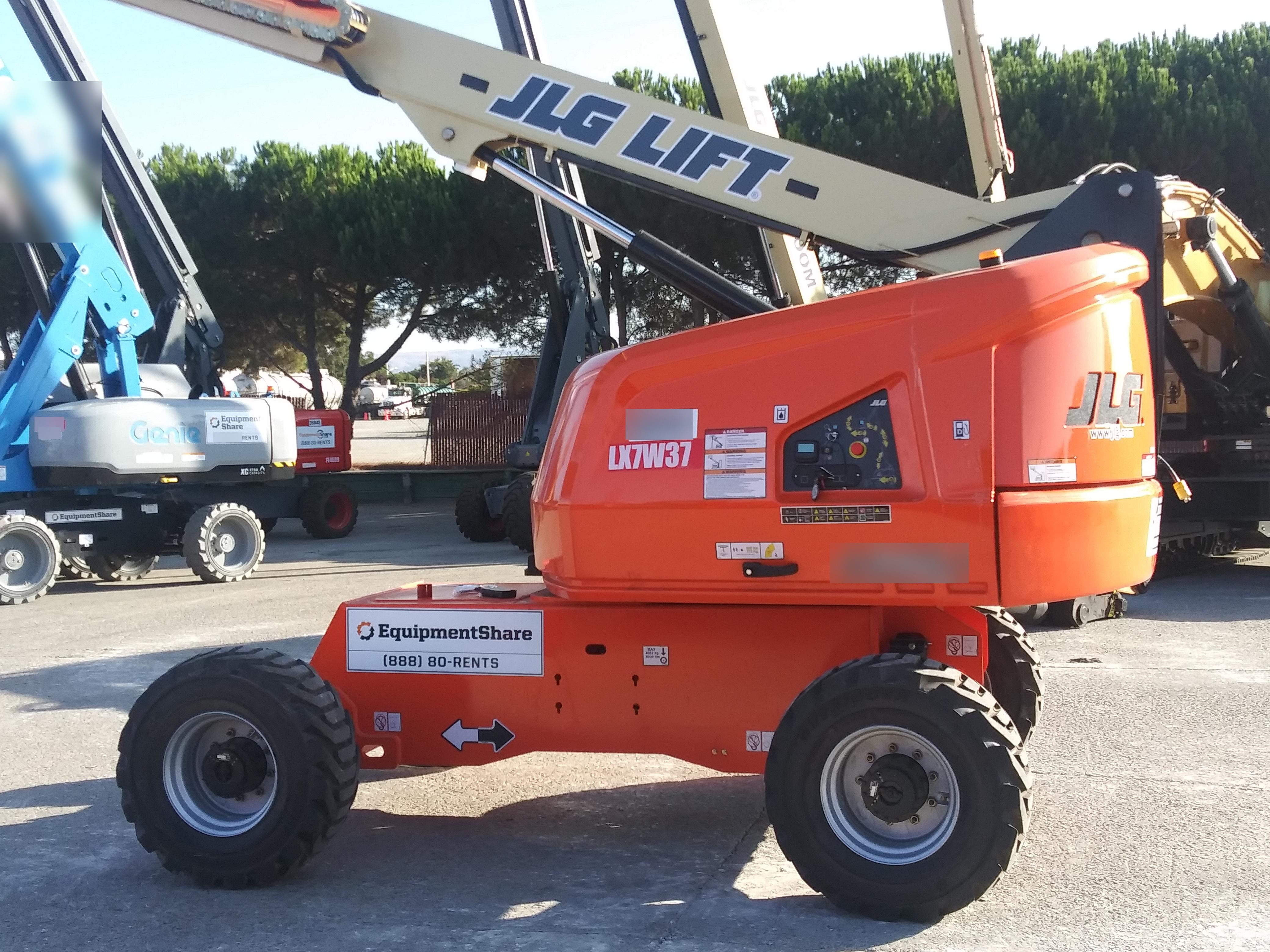 2019 JLG 460SJ