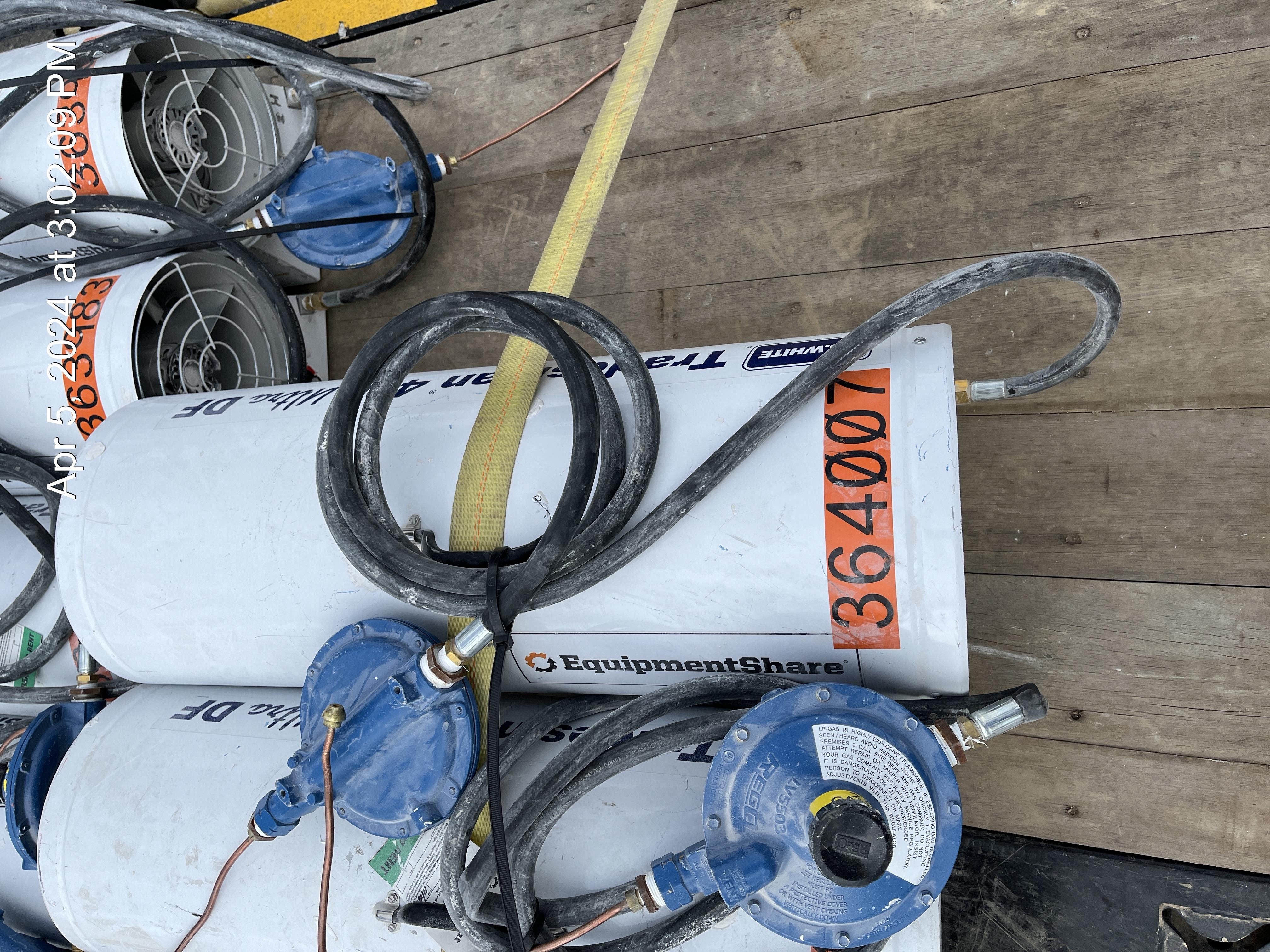 2023 LB WHITE Tradesman 400 Ultra DF