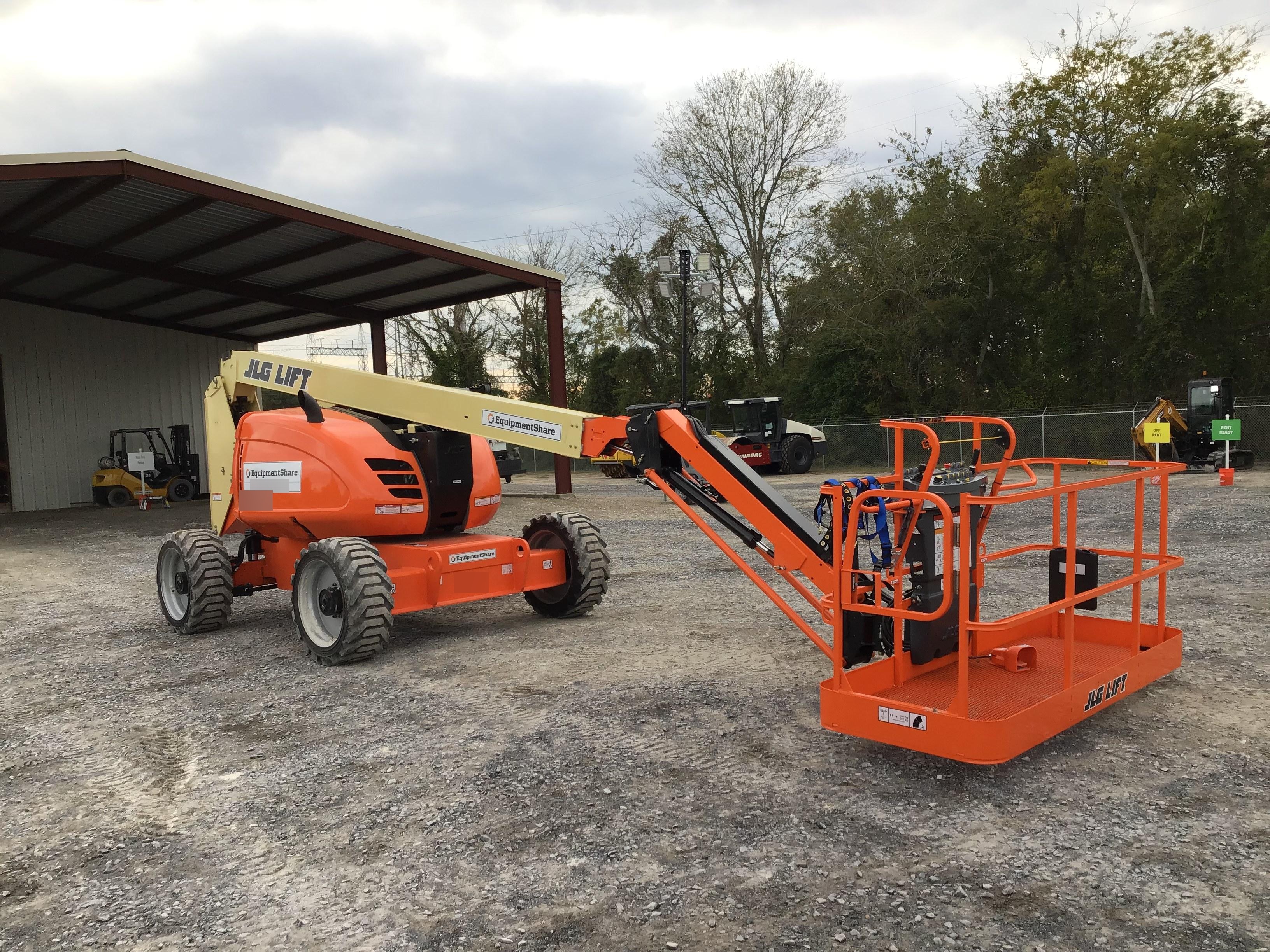 2019 JLG 600AJ