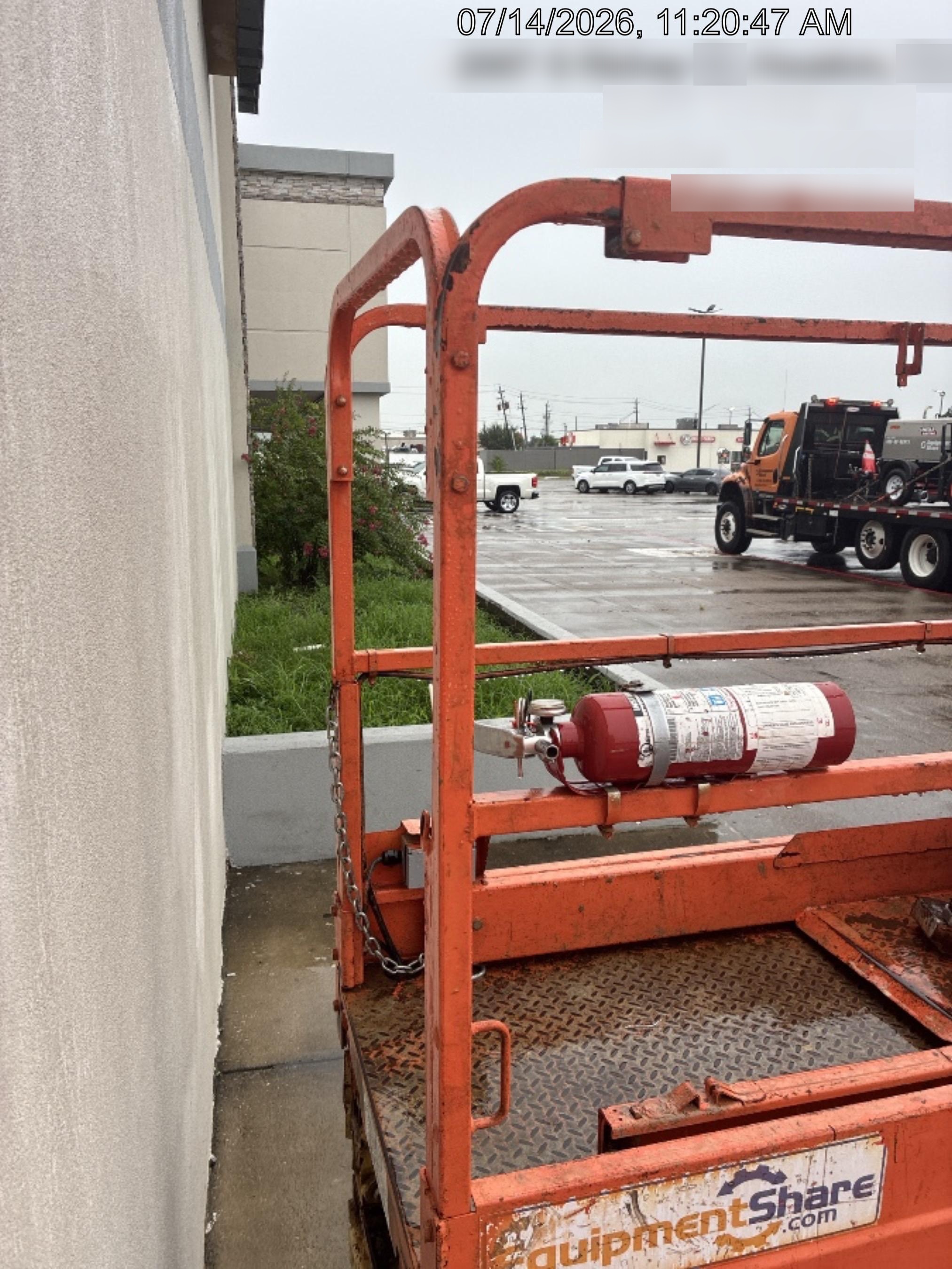 2016 JLG 1930ES