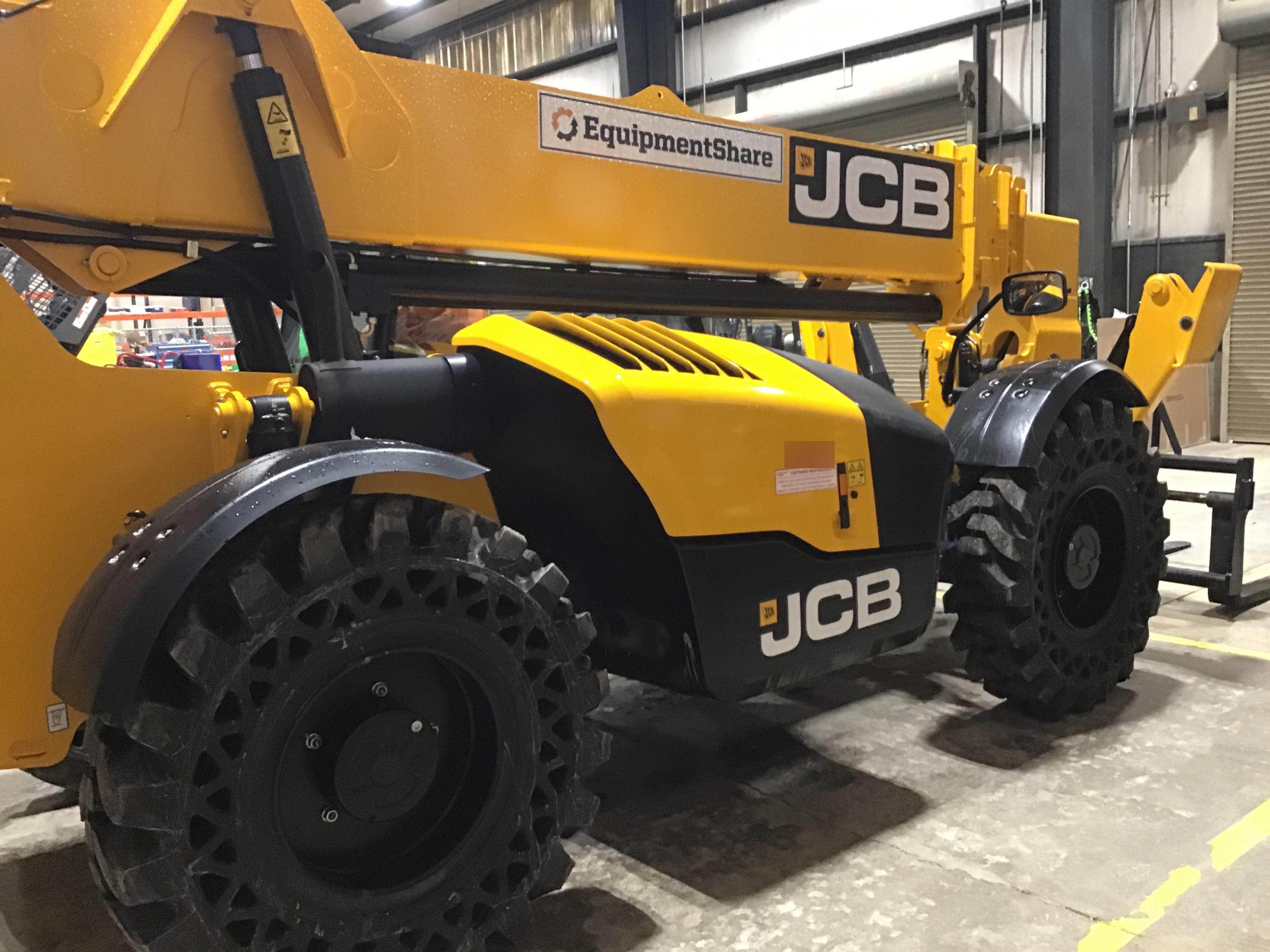 2020 JCB 510-56