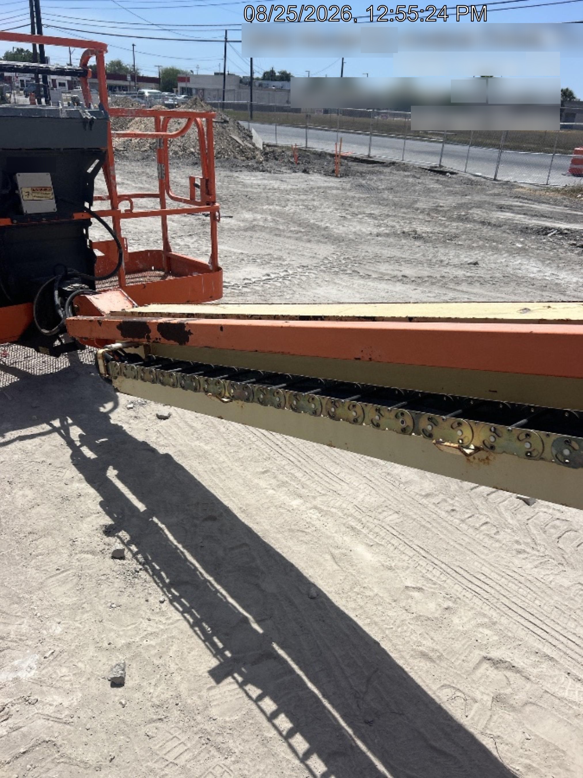 2019 JLG 400S