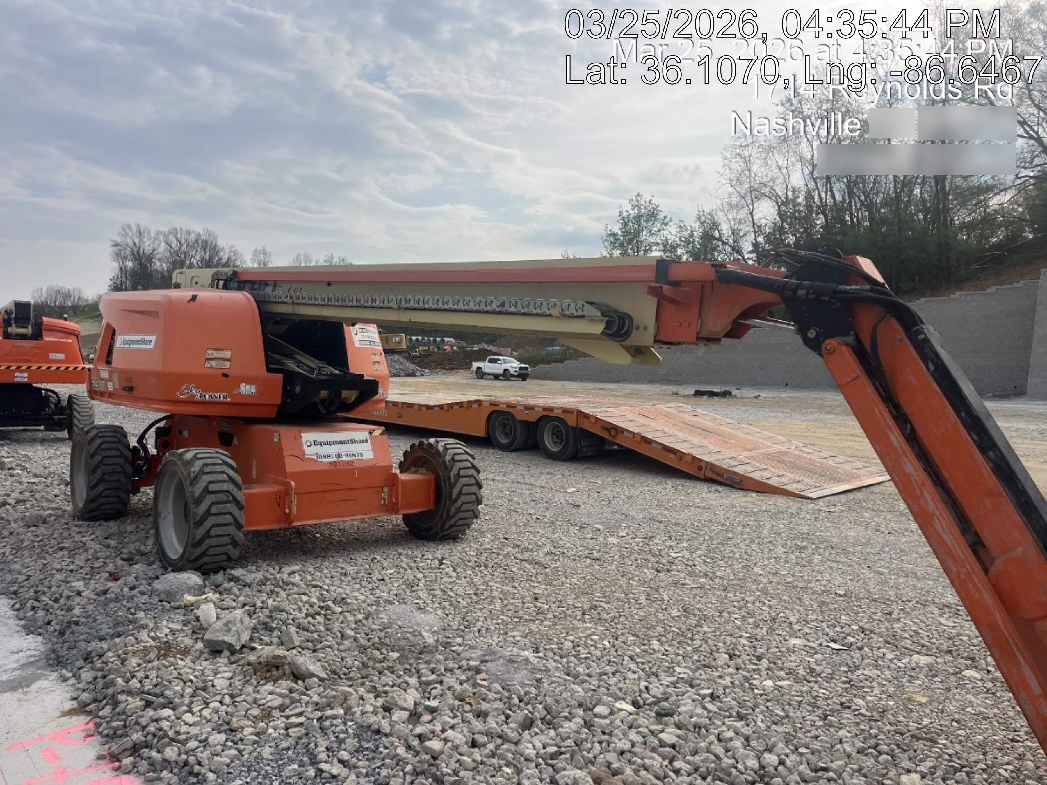 2020 JLG 660SJ