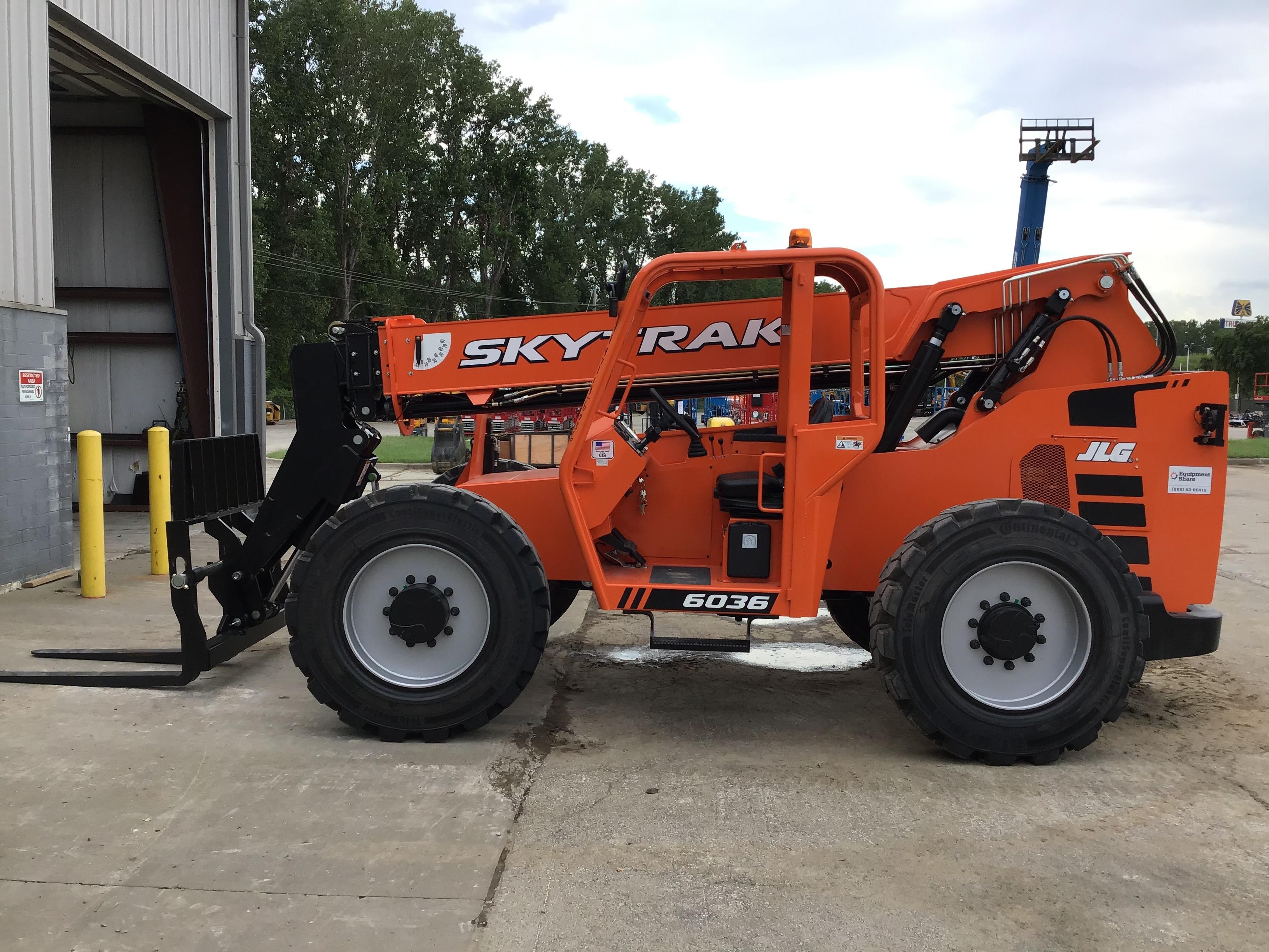 2019 SKYTRAK 6036