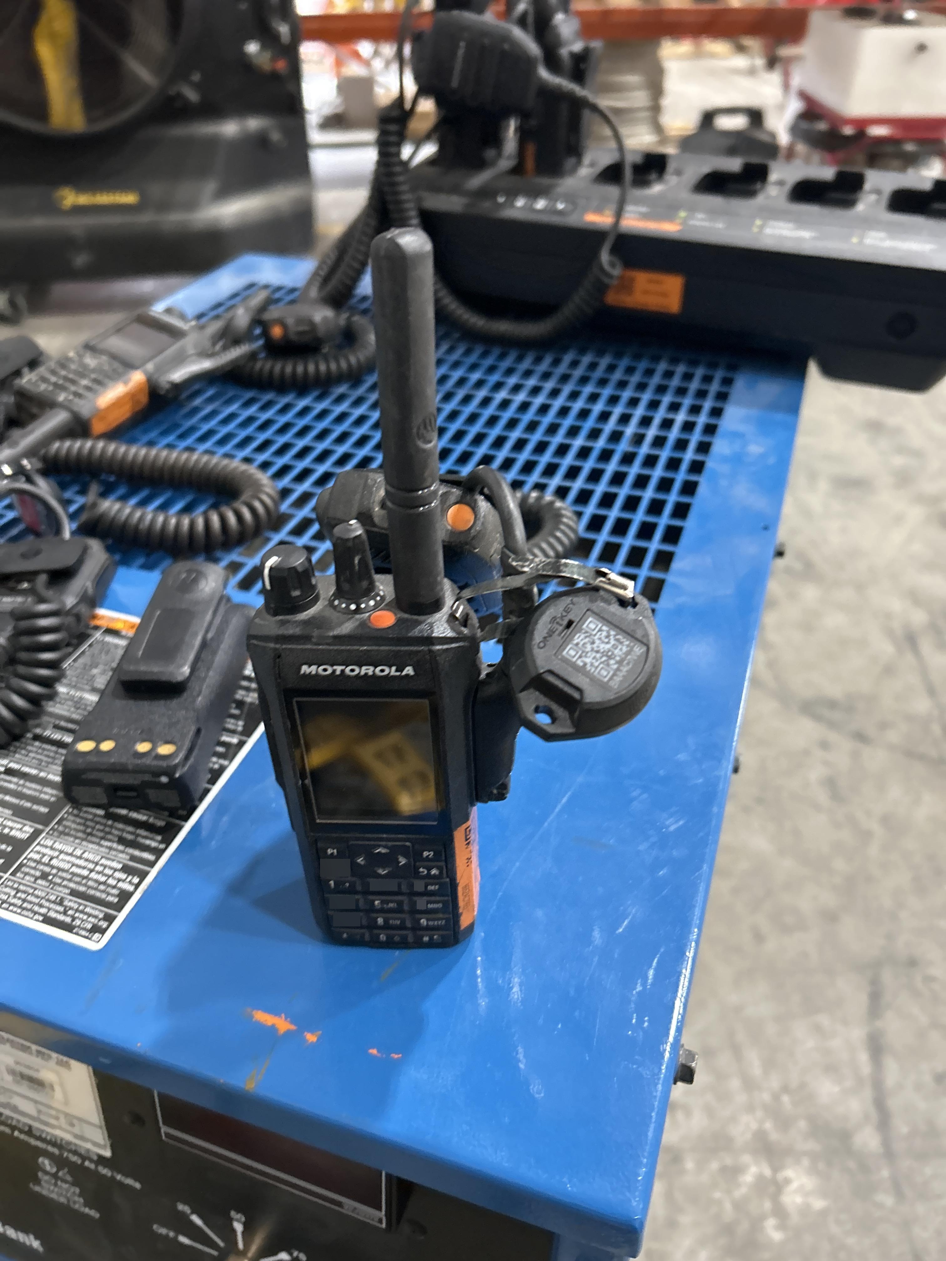 2024 MOTOROLA R7 DISPLAY