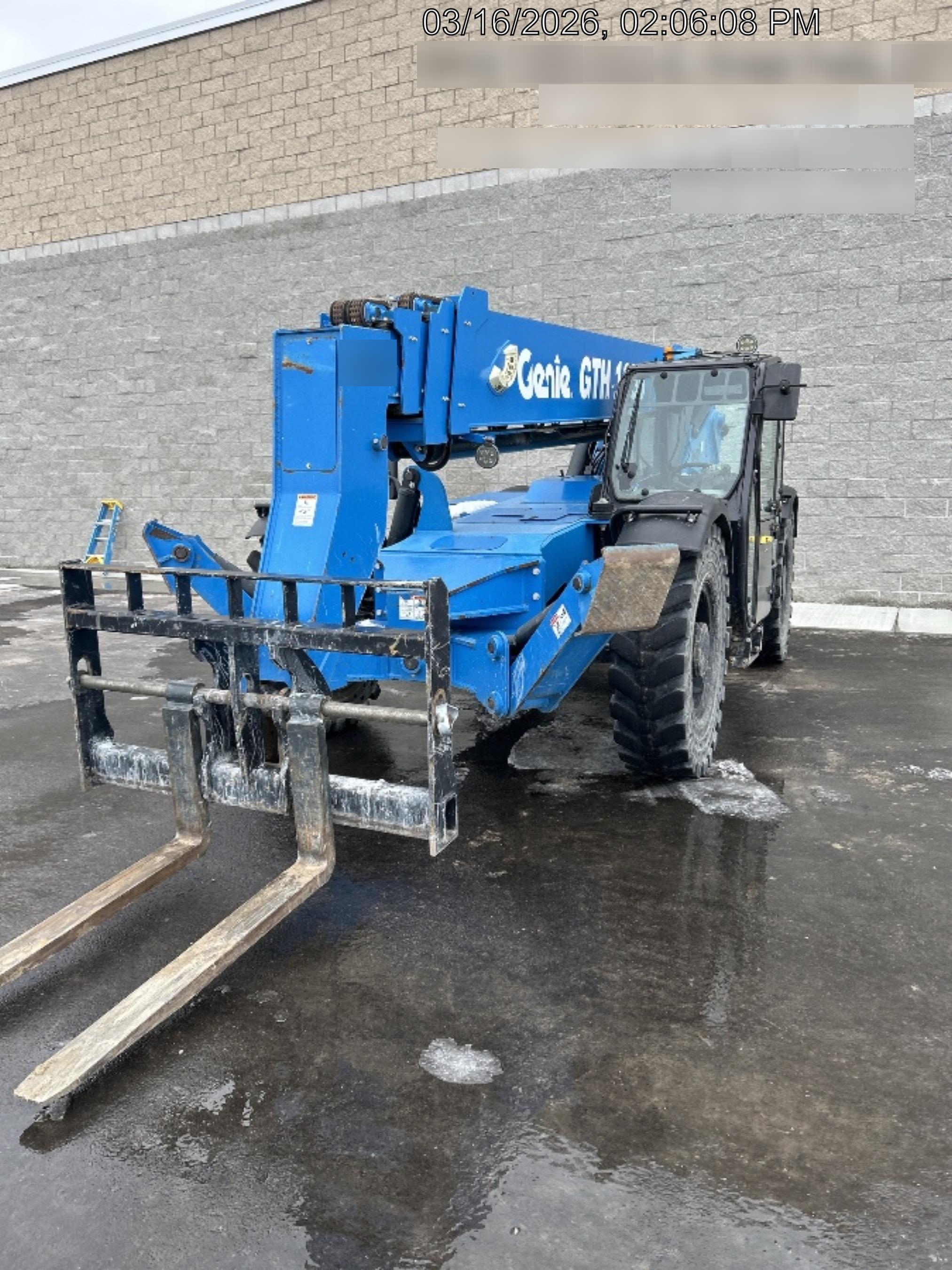 2018 GENIE GTH-1056