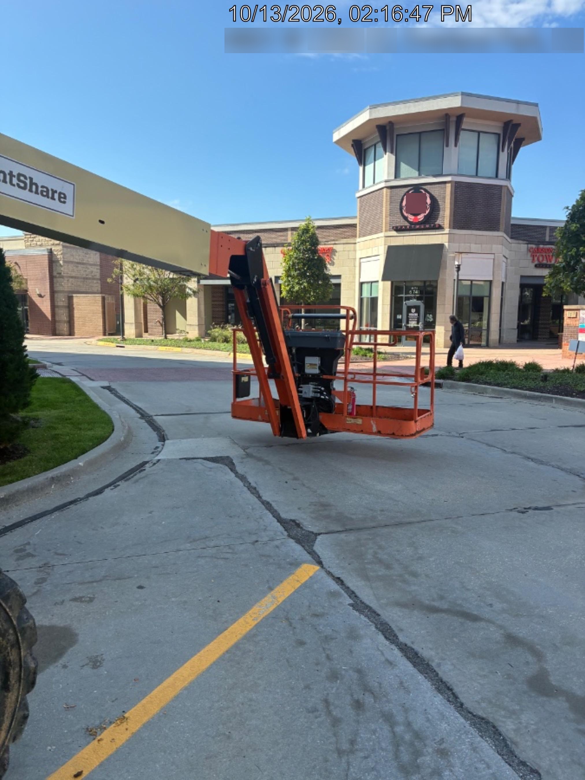 2019 JLG 800AJ