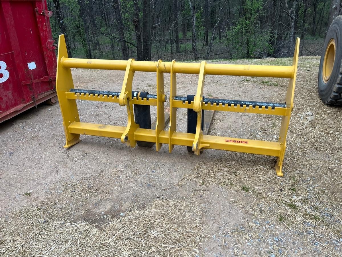 2022 SOLESBEE 96" Loader Fork Carriage - Solesbee