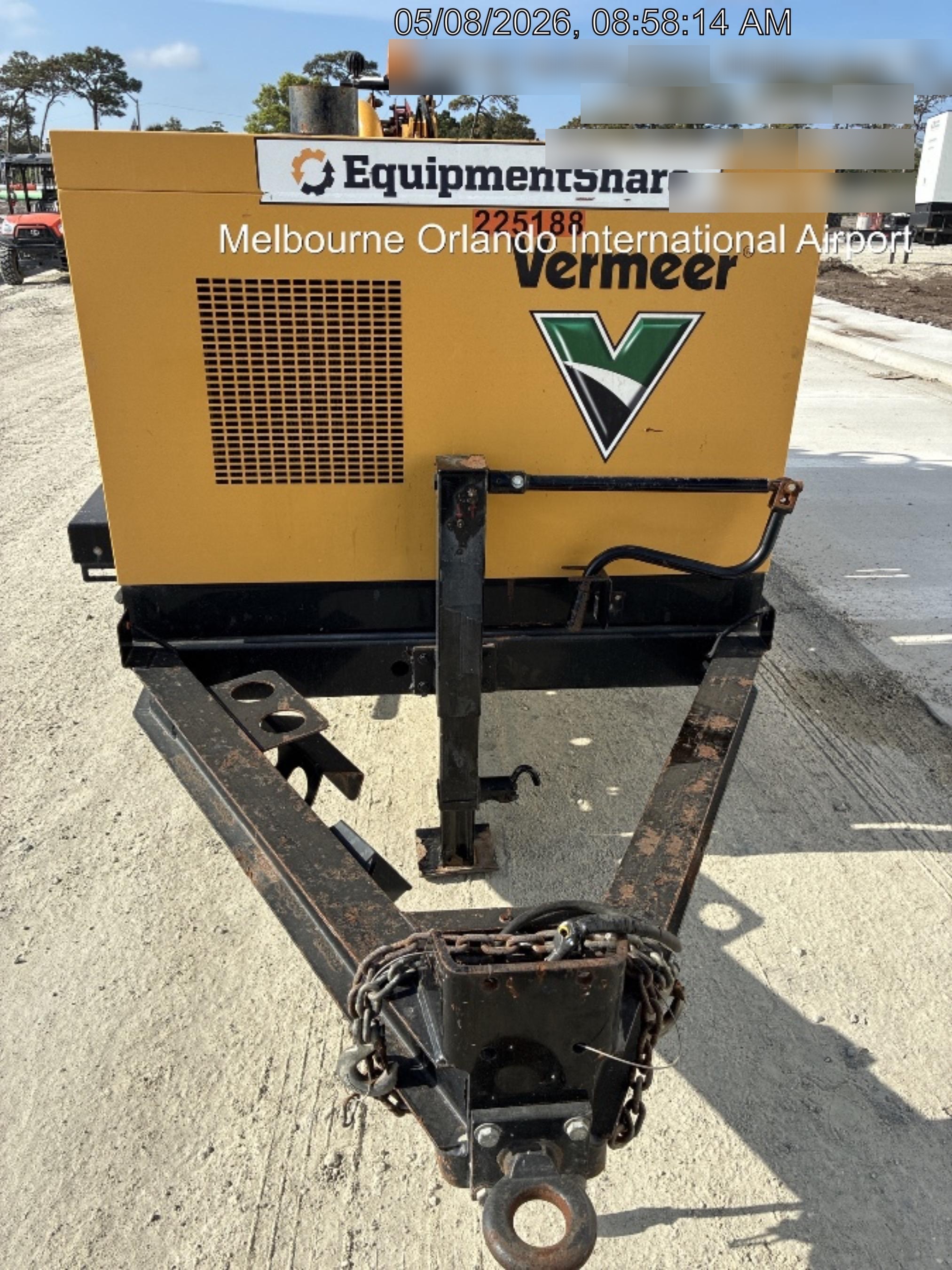 2022 VAC-TRON LP573XDT