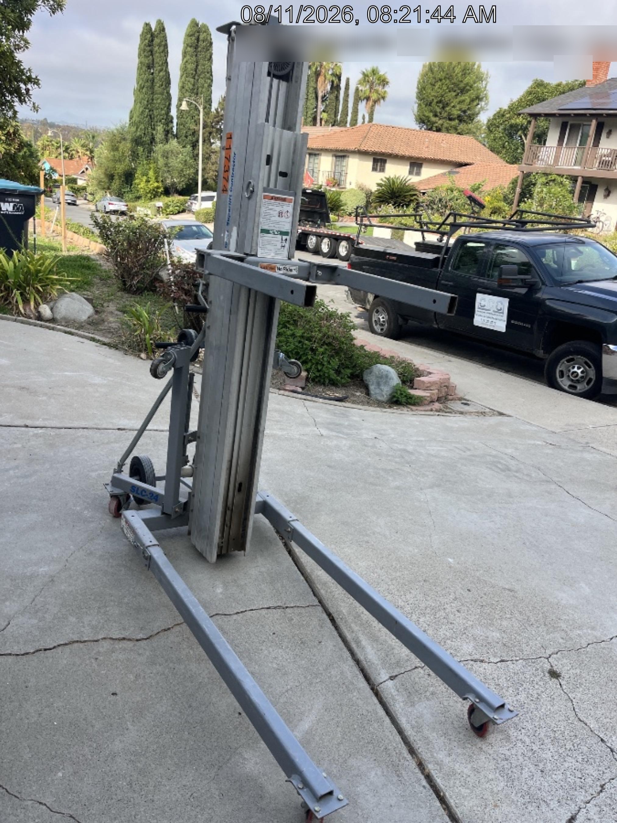 2020 GENIE SLC-24