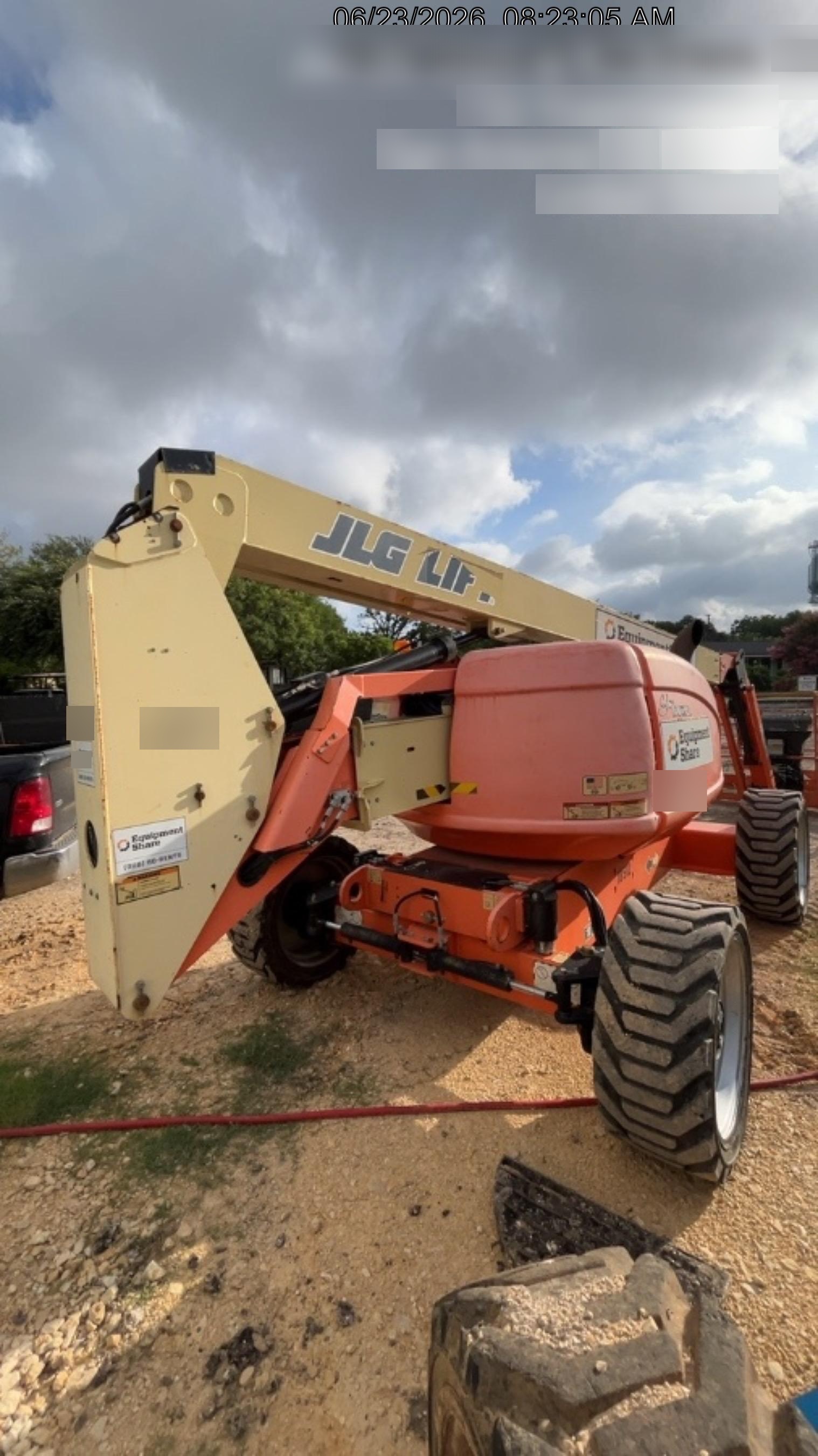 2019 JLG 600AJ