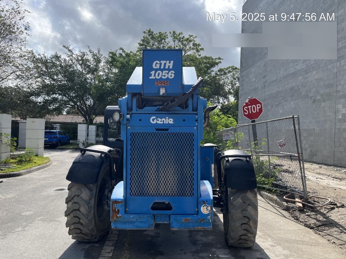 2017 GENIE GTH-1056