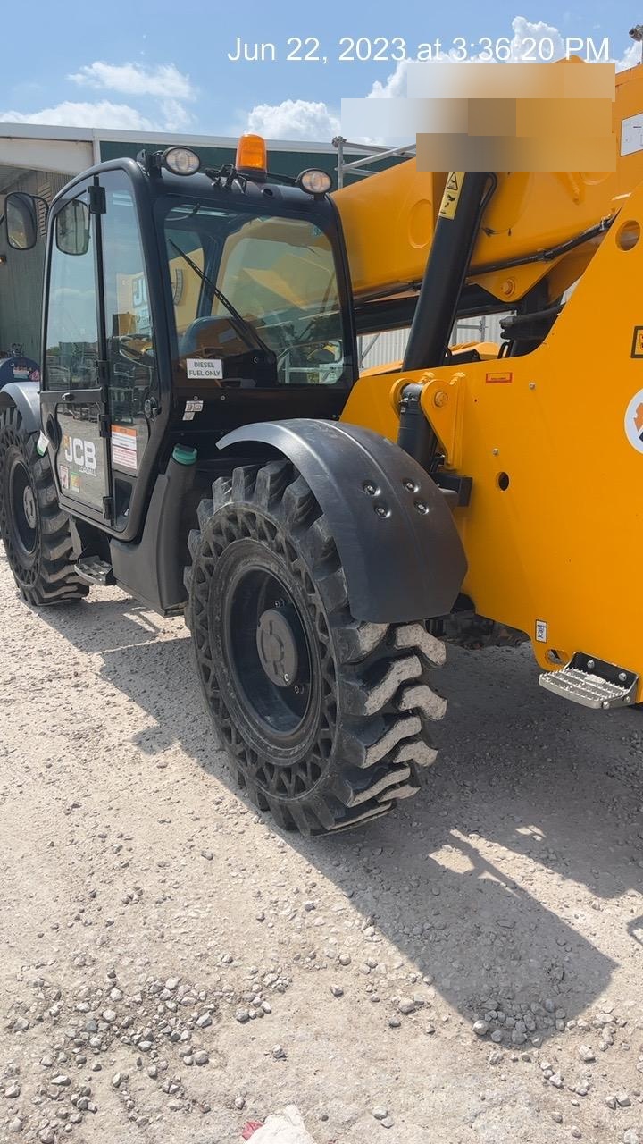 2020 JCB 509-42