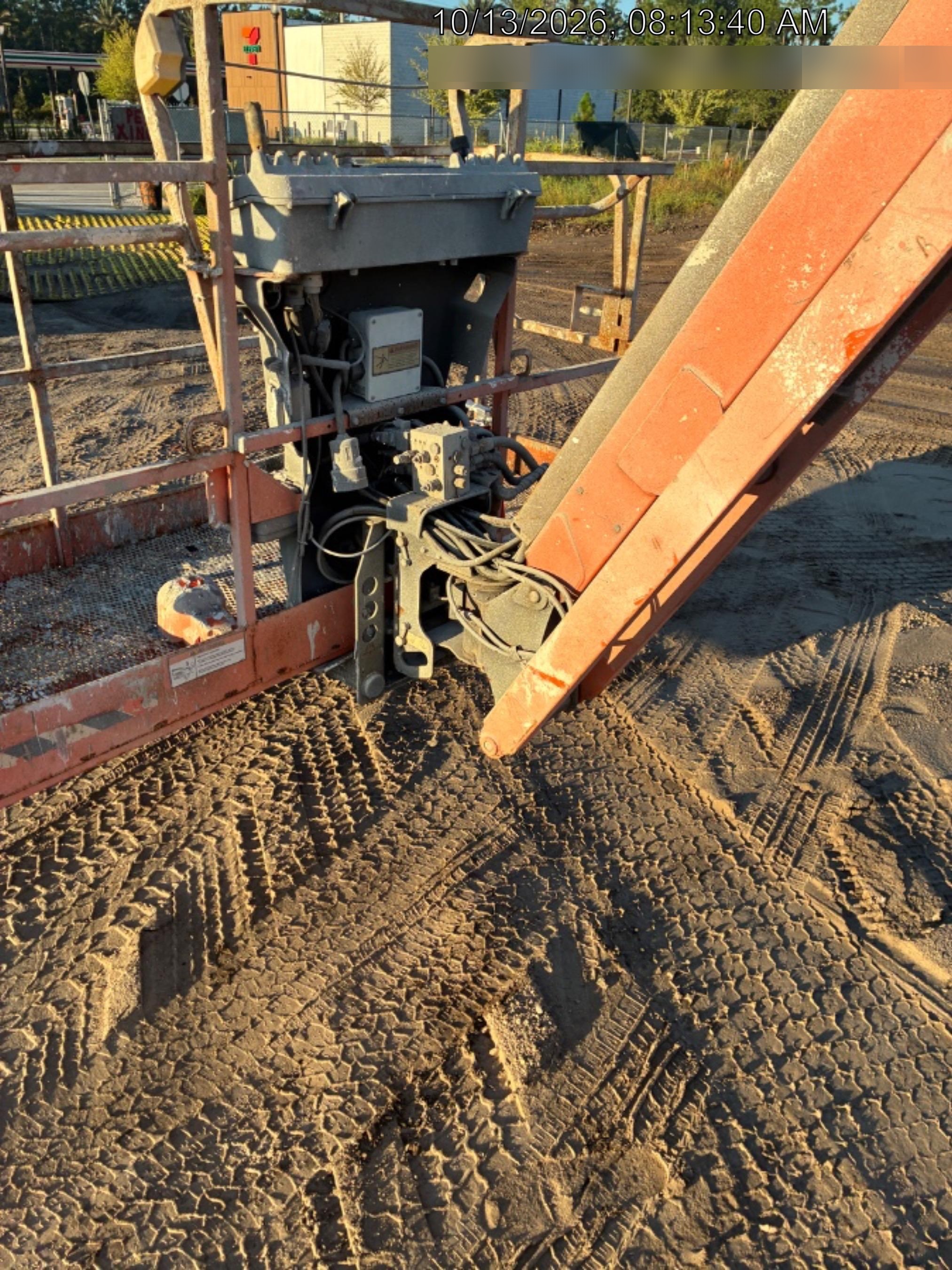 2020 JLG 660SJ