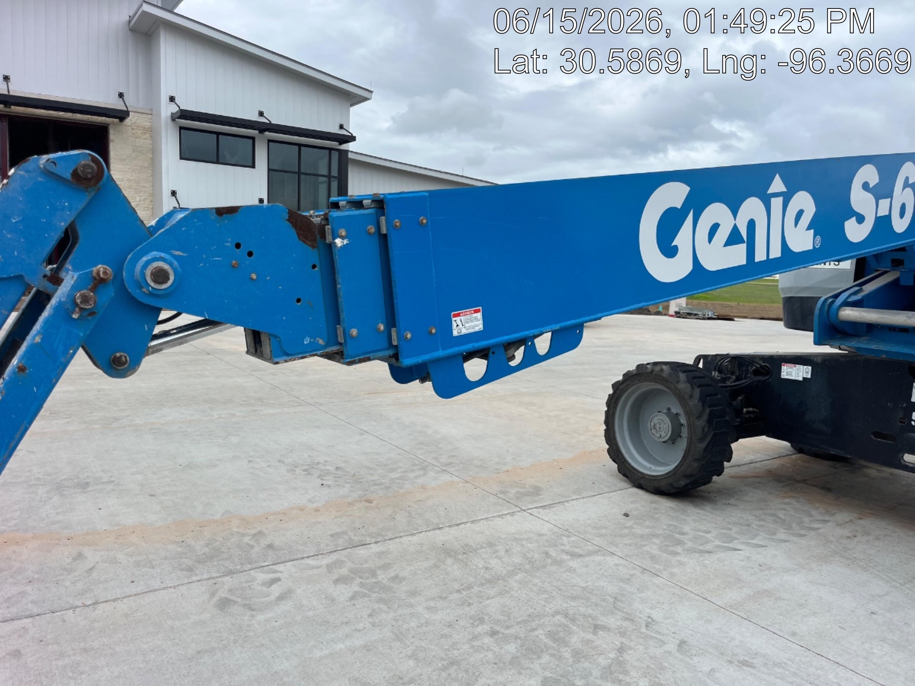 2017 GENIE S-65