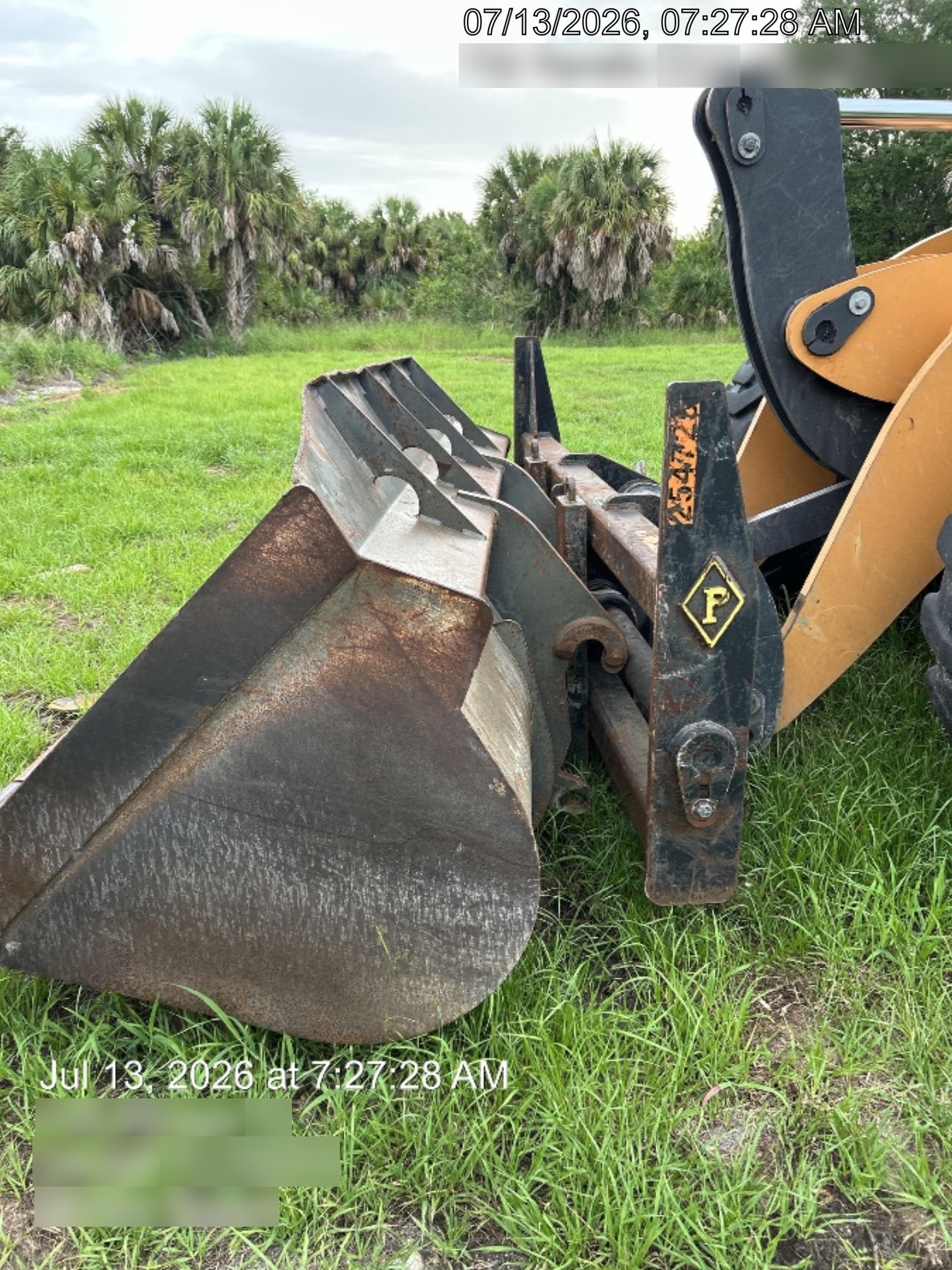 2022 PEMBERTON 72" Utility Forks